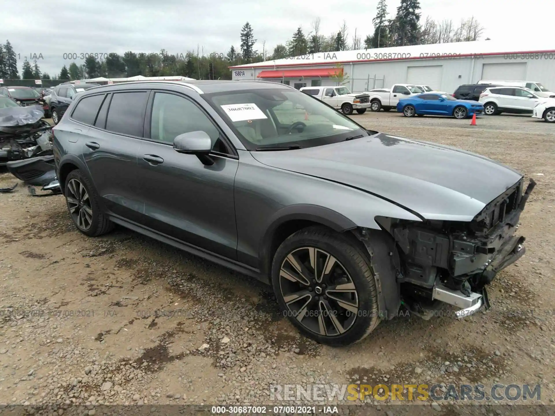 1 Photograph of a damaged car YV4102WK0L1031639 VOLVO V60 CROSS COUNTRY 2020