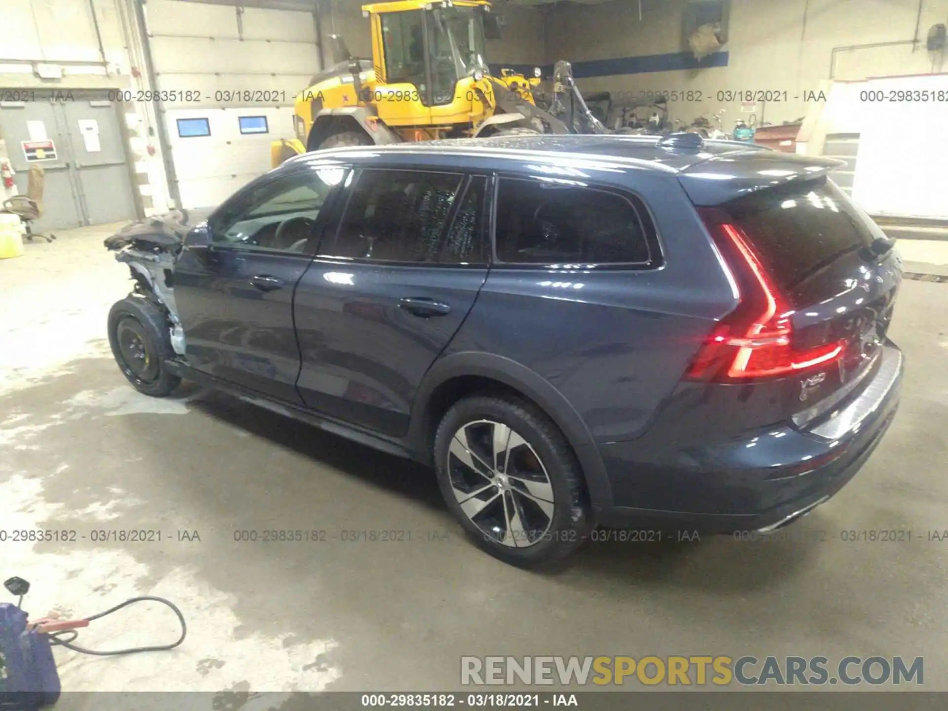 3 Photograph of a damaged car YV4102WK8L1037687 VOLVO V60 CROSS COUNTRY 2020