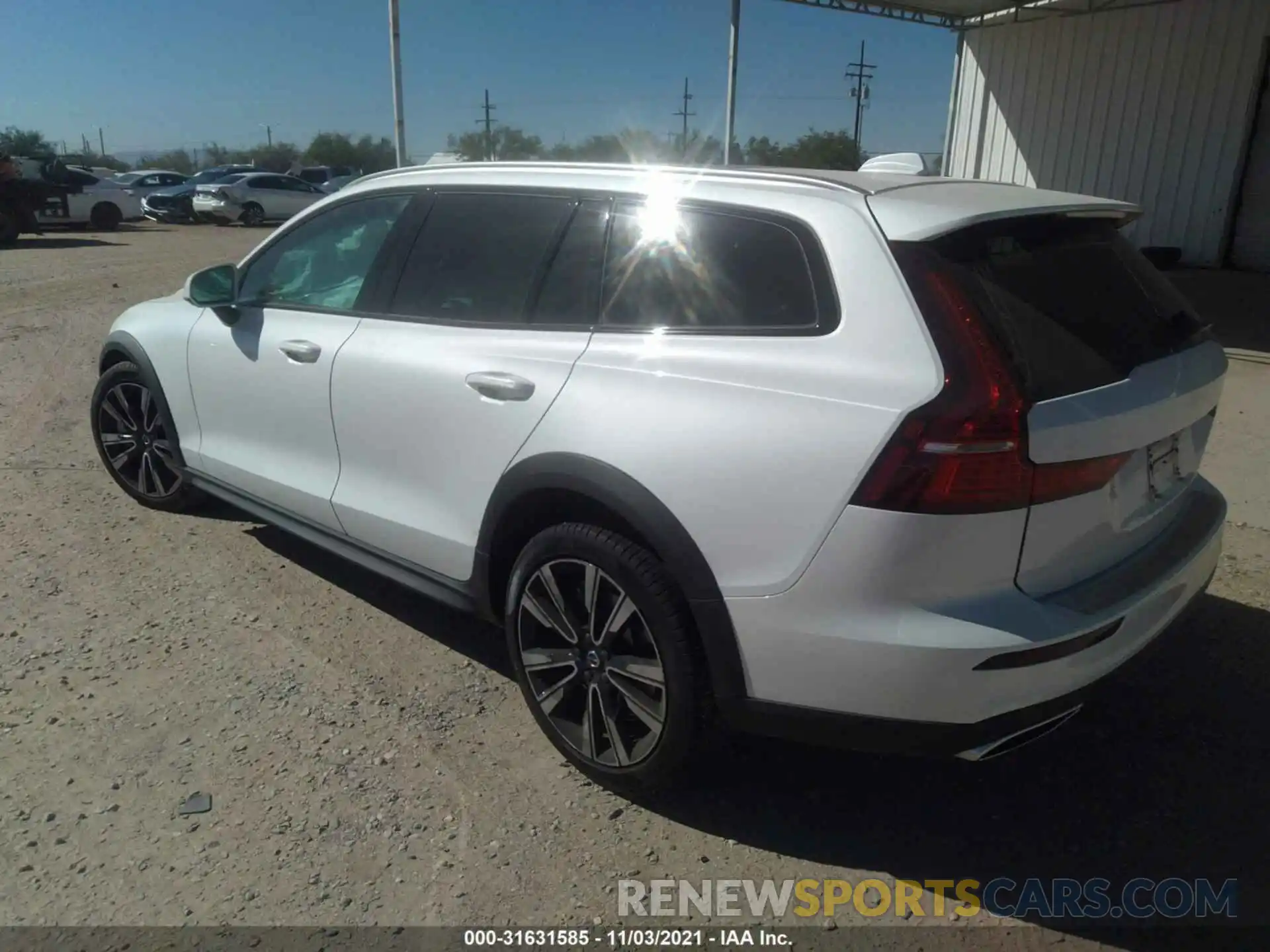 3 Photograph of a damaged car YV4102WK9M1075947 VOLVO V60 CROSS COUNTRY 2021