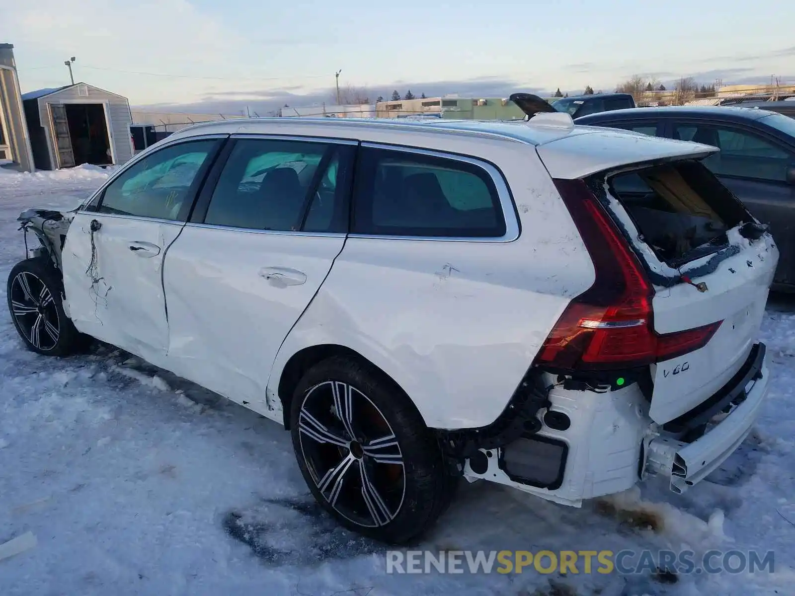 3 Photograph of a damaged car YV1A22SLXK1015582 VOLVO V60 T6 INS 2019