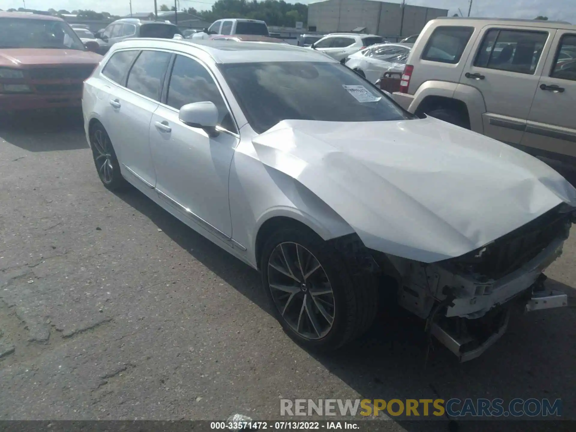 1 Photograph of a damaged car YV1102GL3K1084497 VOLVO V90 2019