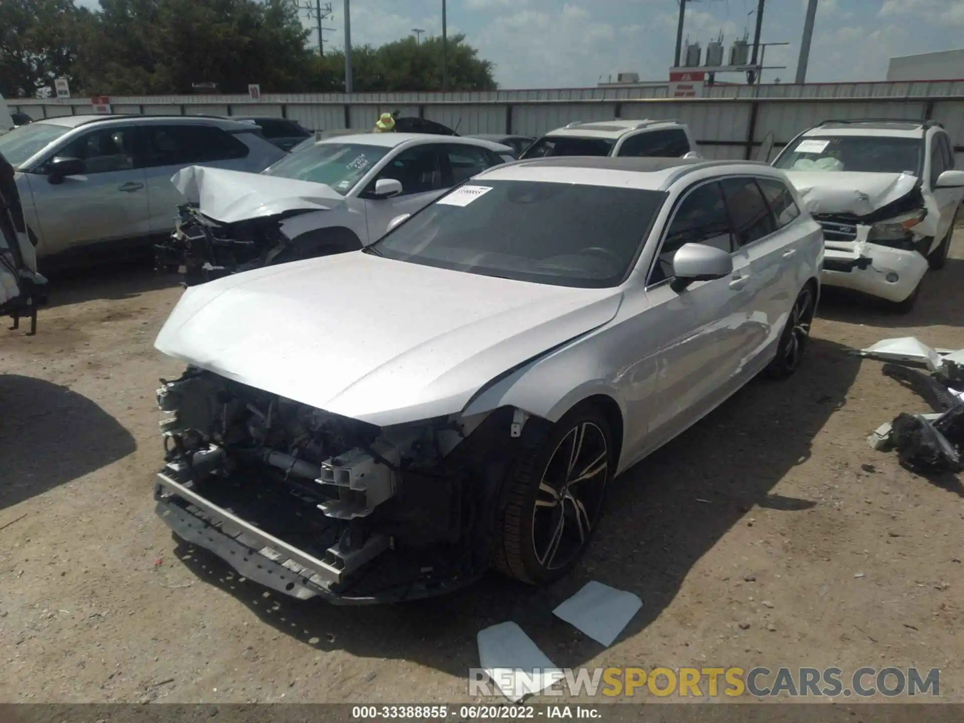 9 Photograph of a damaged car YV1102GM4K1085795 VOLVO V90 2019