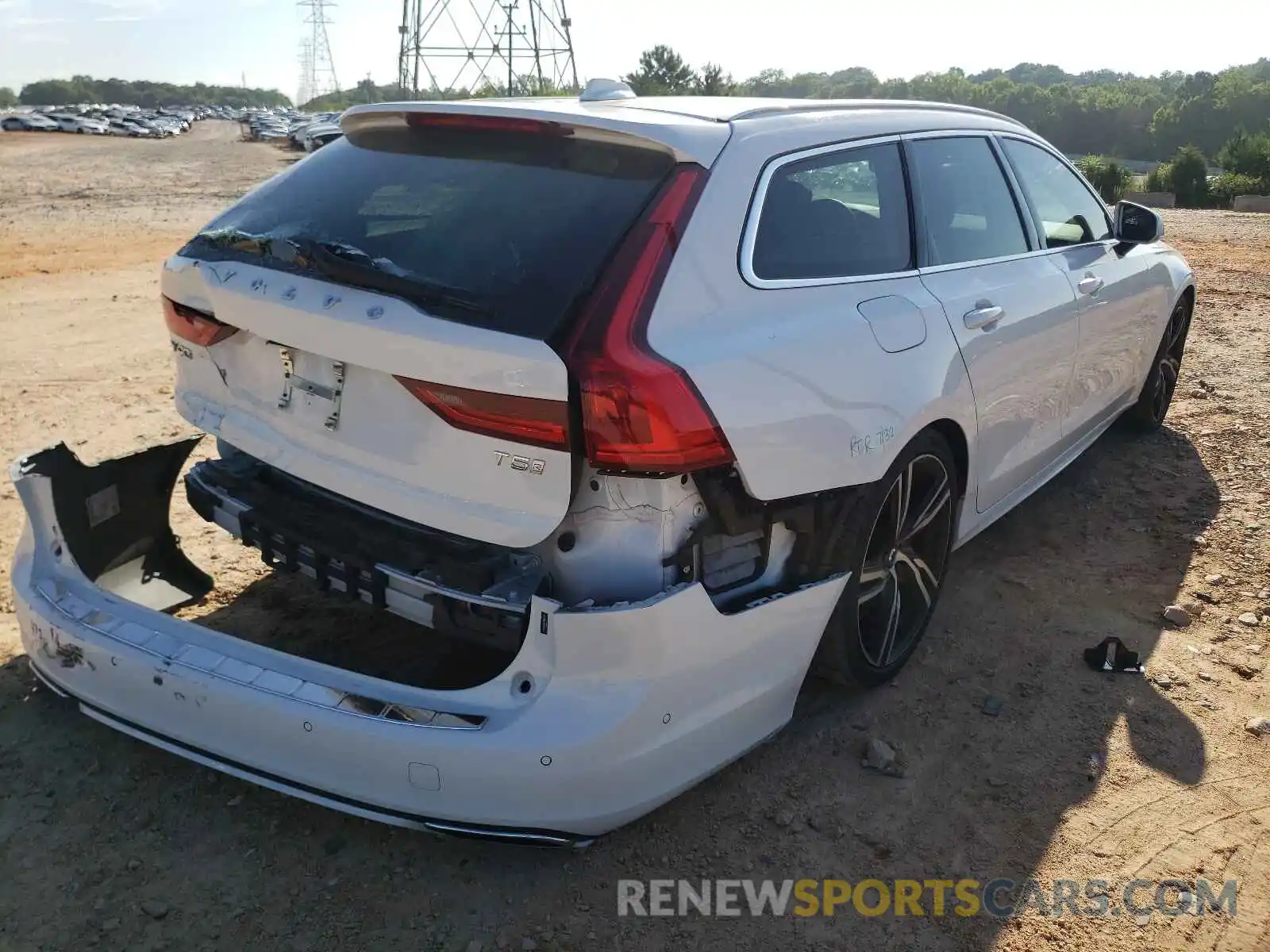 4 Photograph of a damaged car YV1102GMXK1086630 VOLVO V90 2019