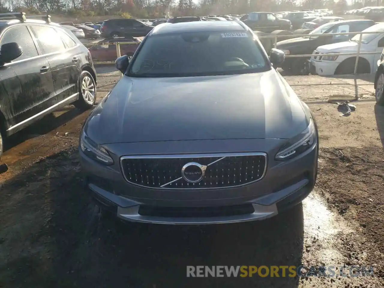 9 Photograph of a damaged car YV4A22NL1K1080027 VOLVO V90 2019