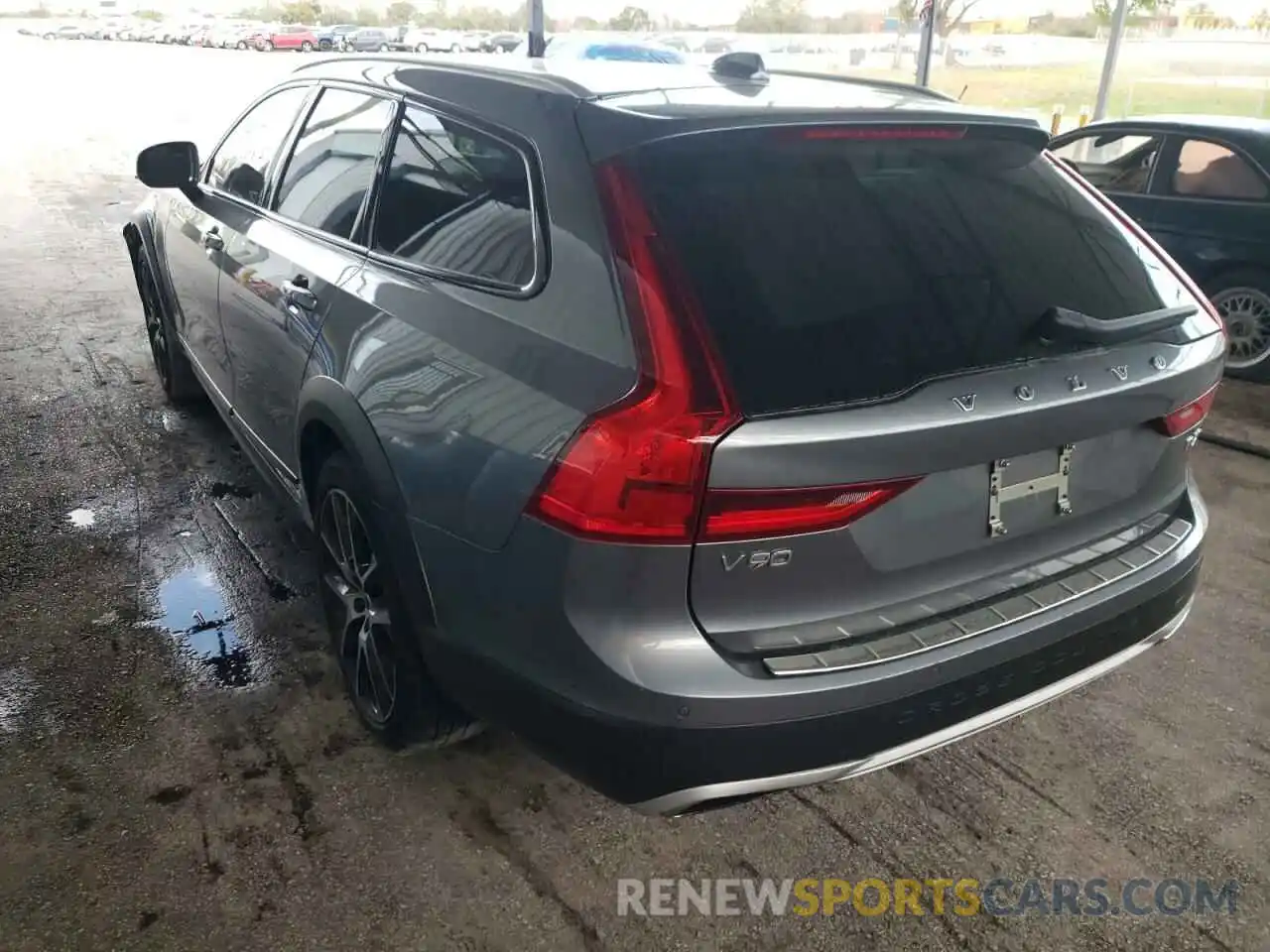 3 Photograph of a damaged car YV4A22NL0L1113598 VOLVO V90 2020