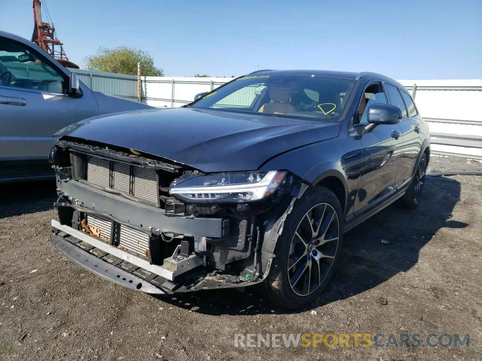 2 Photograph of a damaged car YV4A22NL0L1115917 VOLVO V90 2020