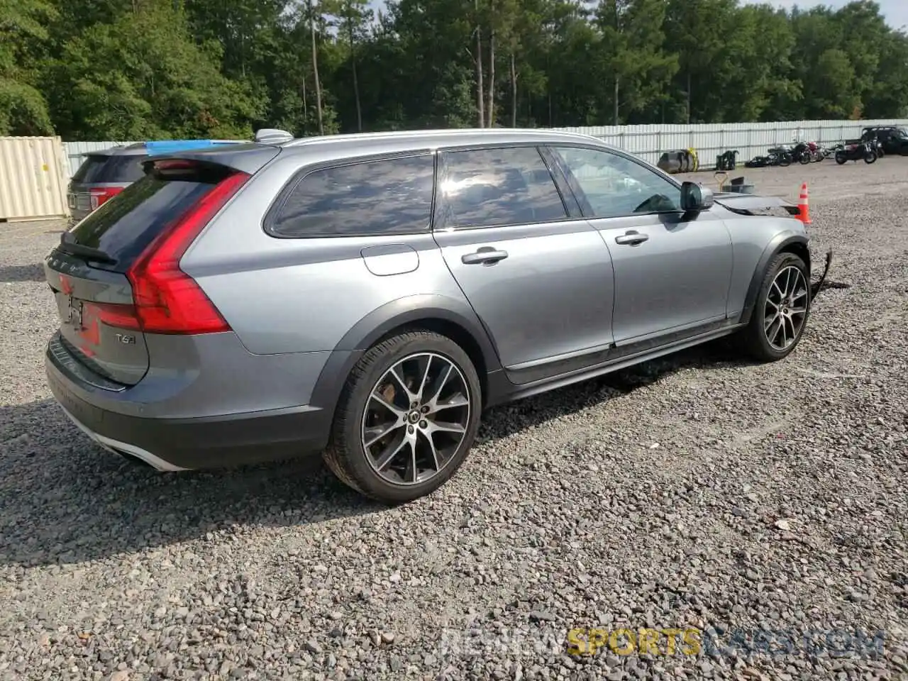 4 Photograph of a damaged car YV4A22NL4L1115256 VOLVO V90 2020