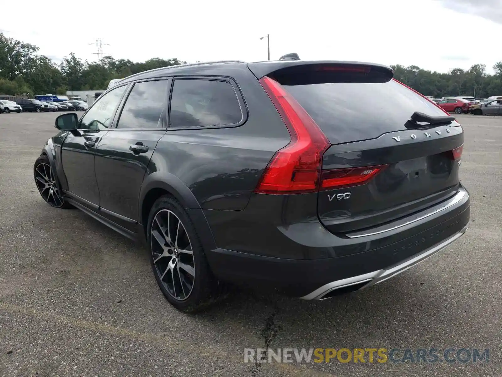 3 Photograph of a damaged car YV4A22NL5L1115928 VOLVO V90 2020