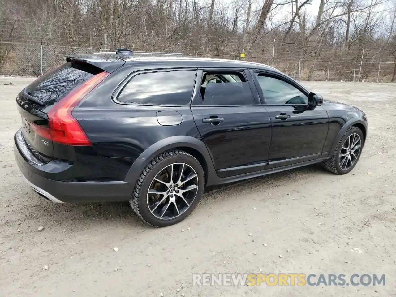 3 Photograph of a damaged car YV4A22NL6L1104503 VOLVO V90 2020