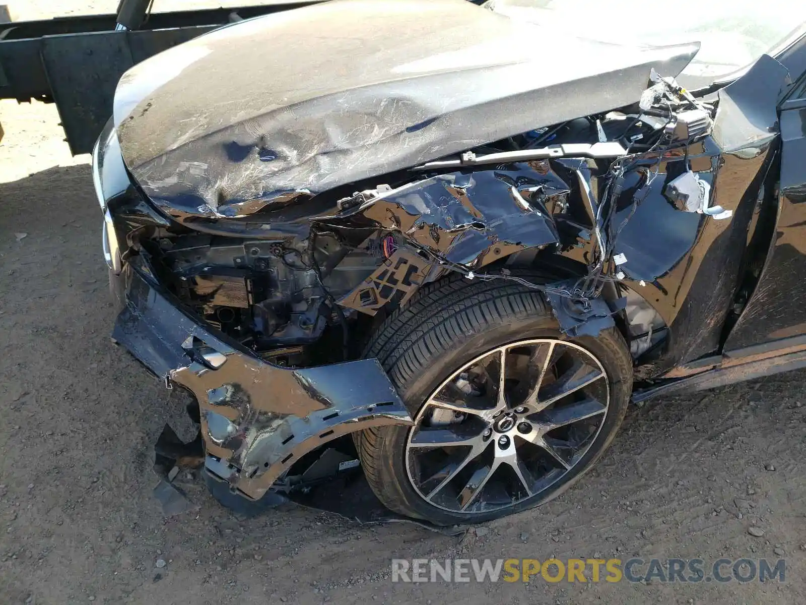 9 Photograph of a damaged car YV4A22NL6L1113217 VOLVO V90 2020