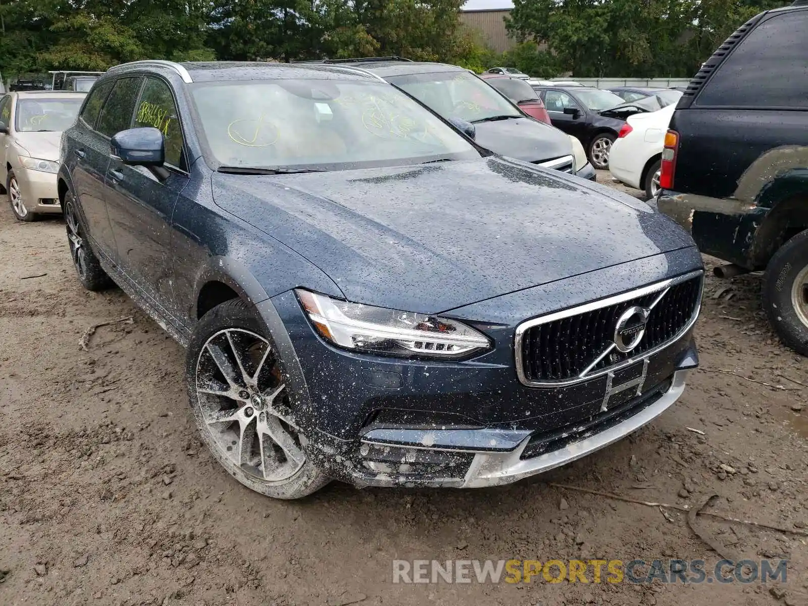 1 Photograph of a damaged car YV4A22NL7L1114361 VOLVO V90 2020