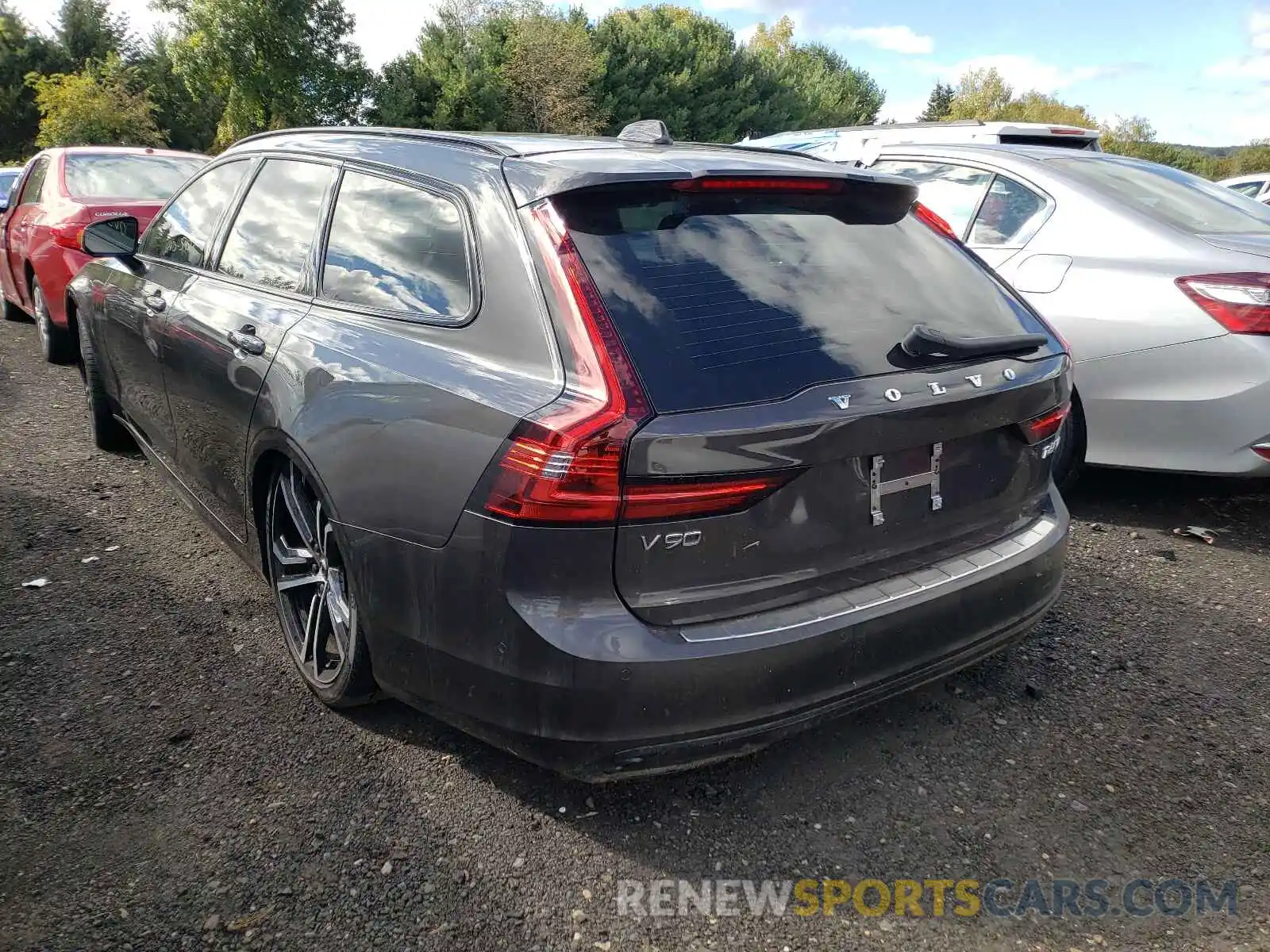 3 Photograph of a damaged car YV1A22VM2M1162261 VOLVO V90 2021