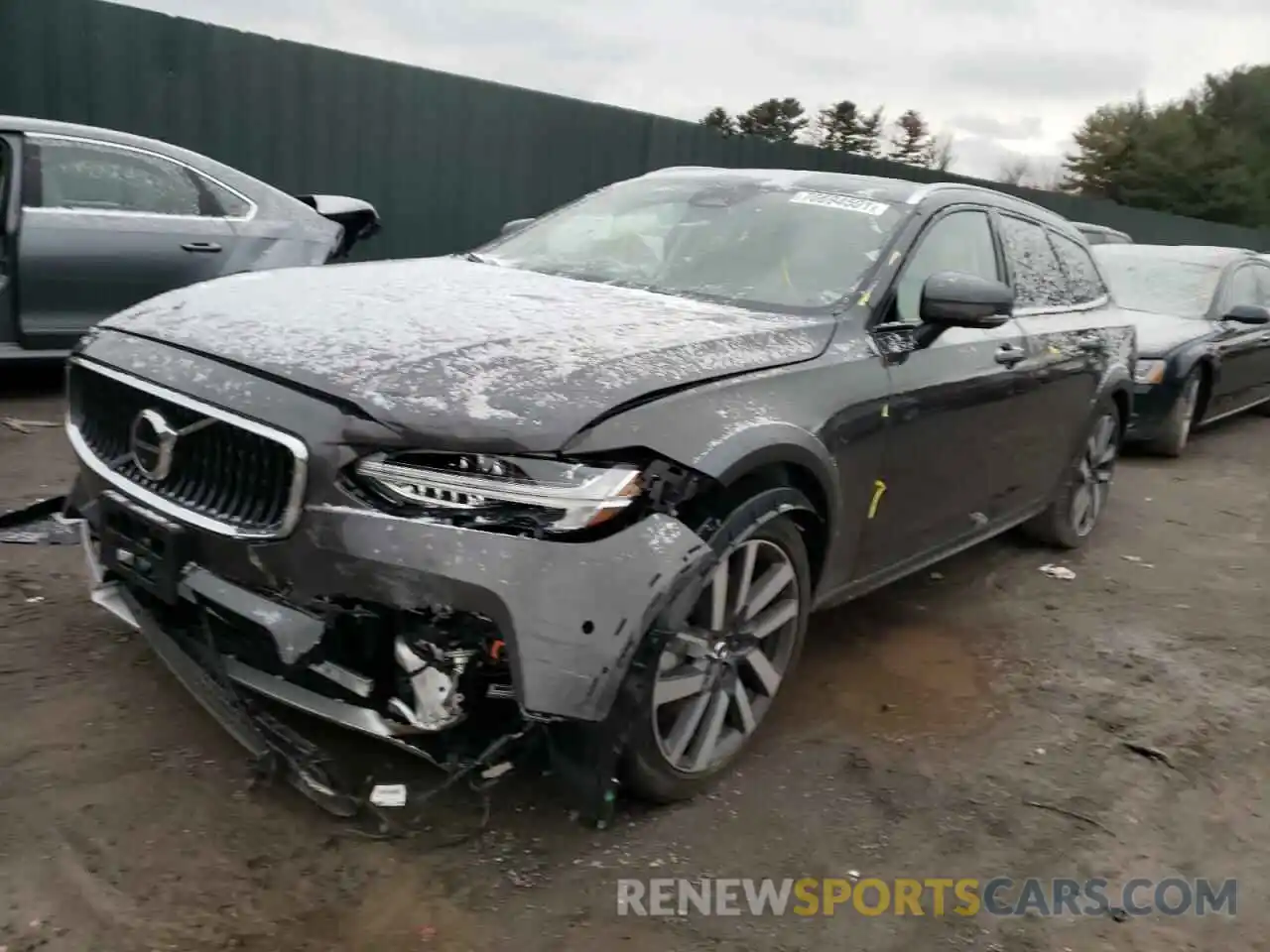 2 Photograph of a damaged car YV4062NL7N1144544 VOLVO V90 2022