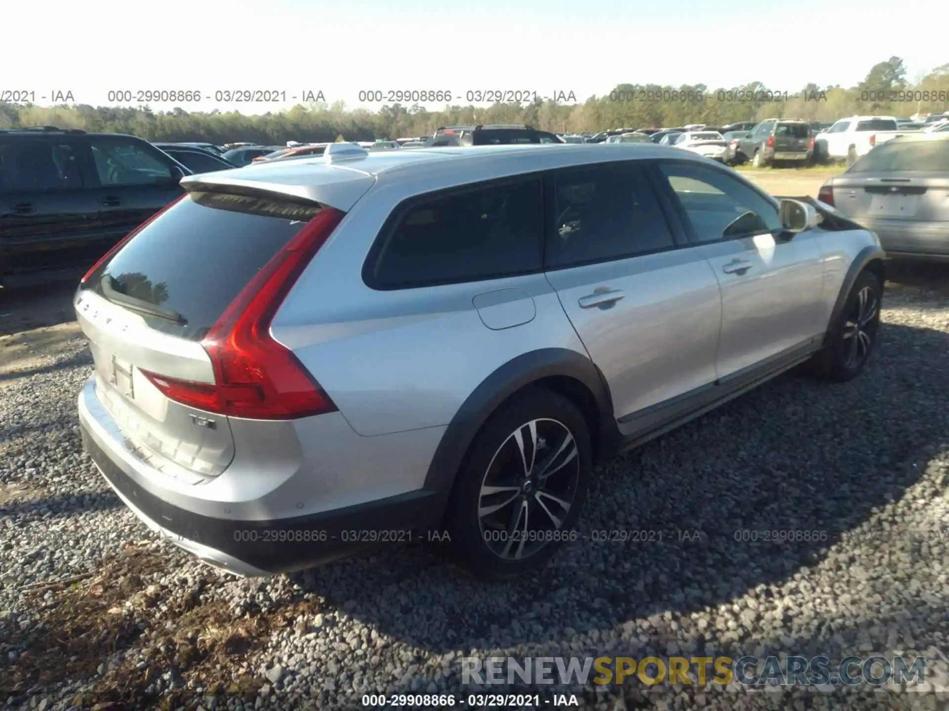 4 Фотография поврежденного автомобиля YV4102NKXK1085403 VOLVO V90 CROSS COUNTRY 2019