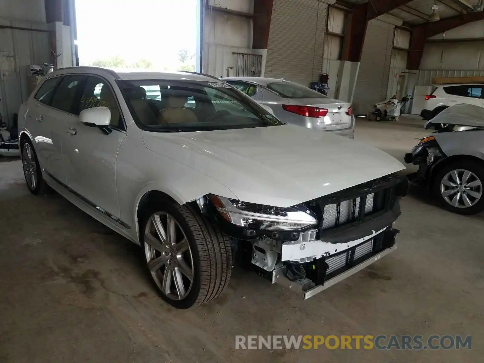 1 Photograph of a damaged car YV1A22VL6K1095152 VOLVO V90 T6 INS 2019