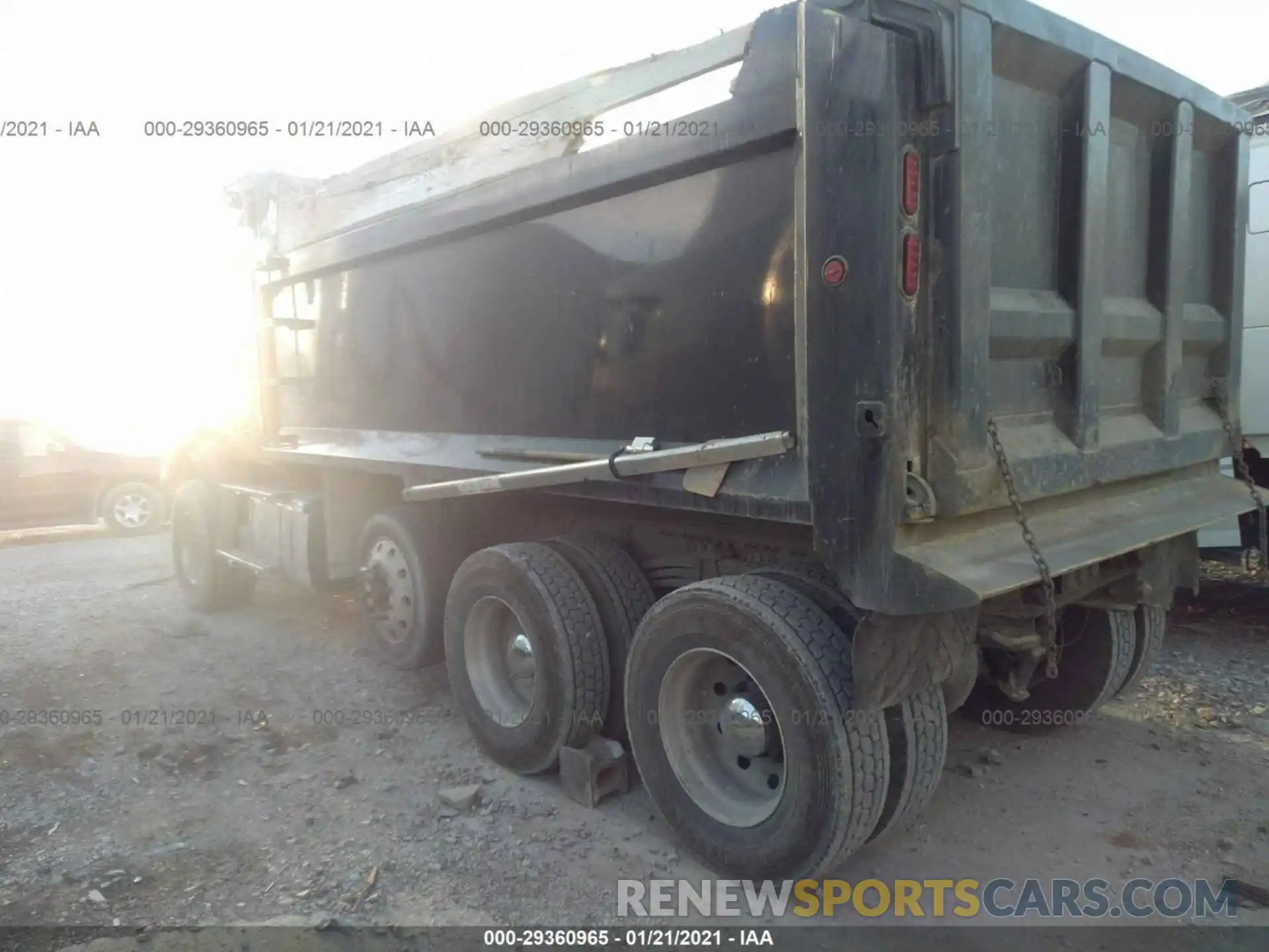 3 Photograph of a damaged car 4V5KG9DH0LN250323 VOLVO VHD 2020