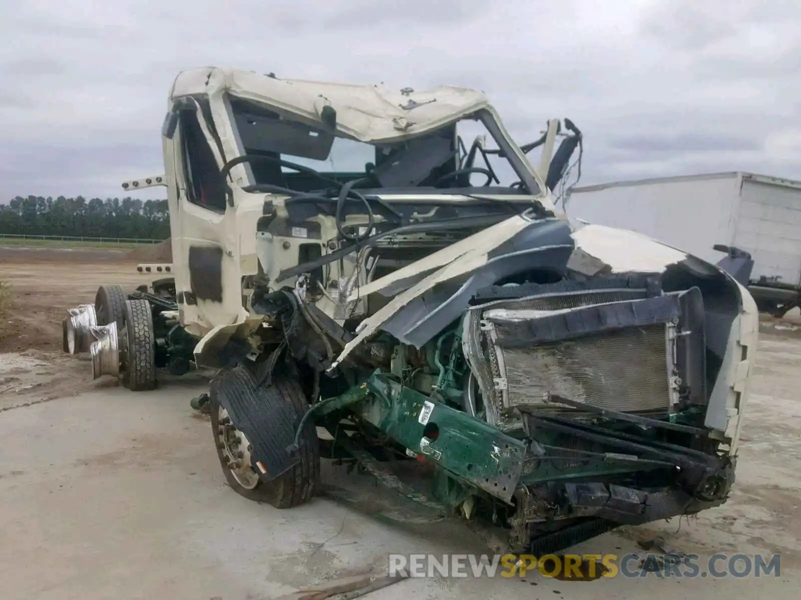 1 Photograph of a damaged car 4V4NC9EG6KN218560 VOLVO VN 2019