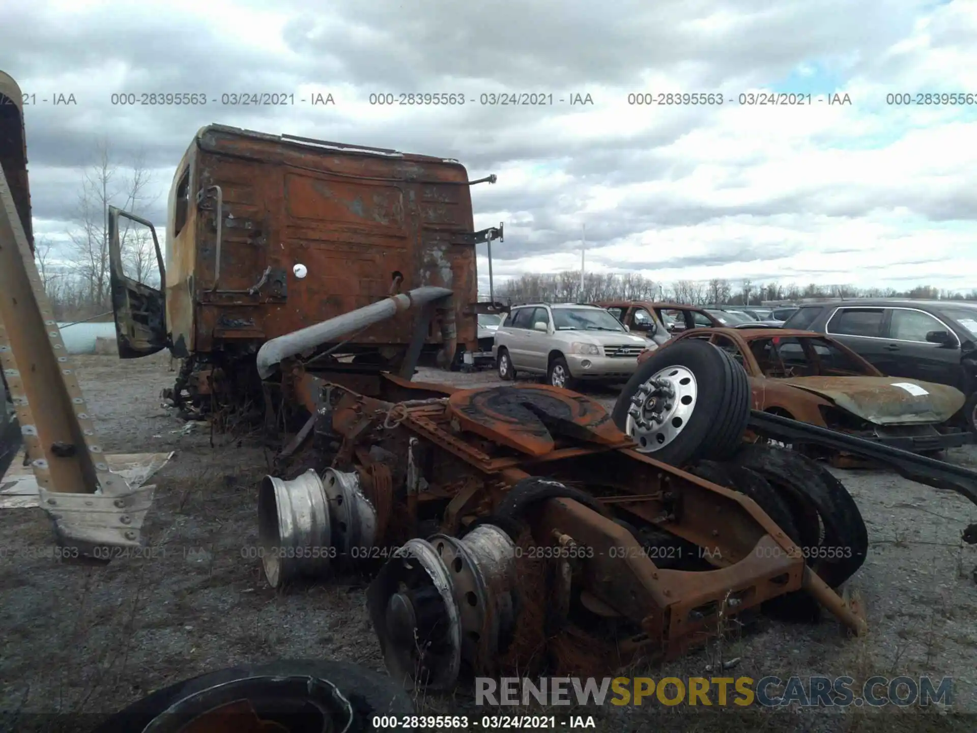 3 Photograph of a damaged car 4V4NC9EH2KN210531 VOLVO VN 2019