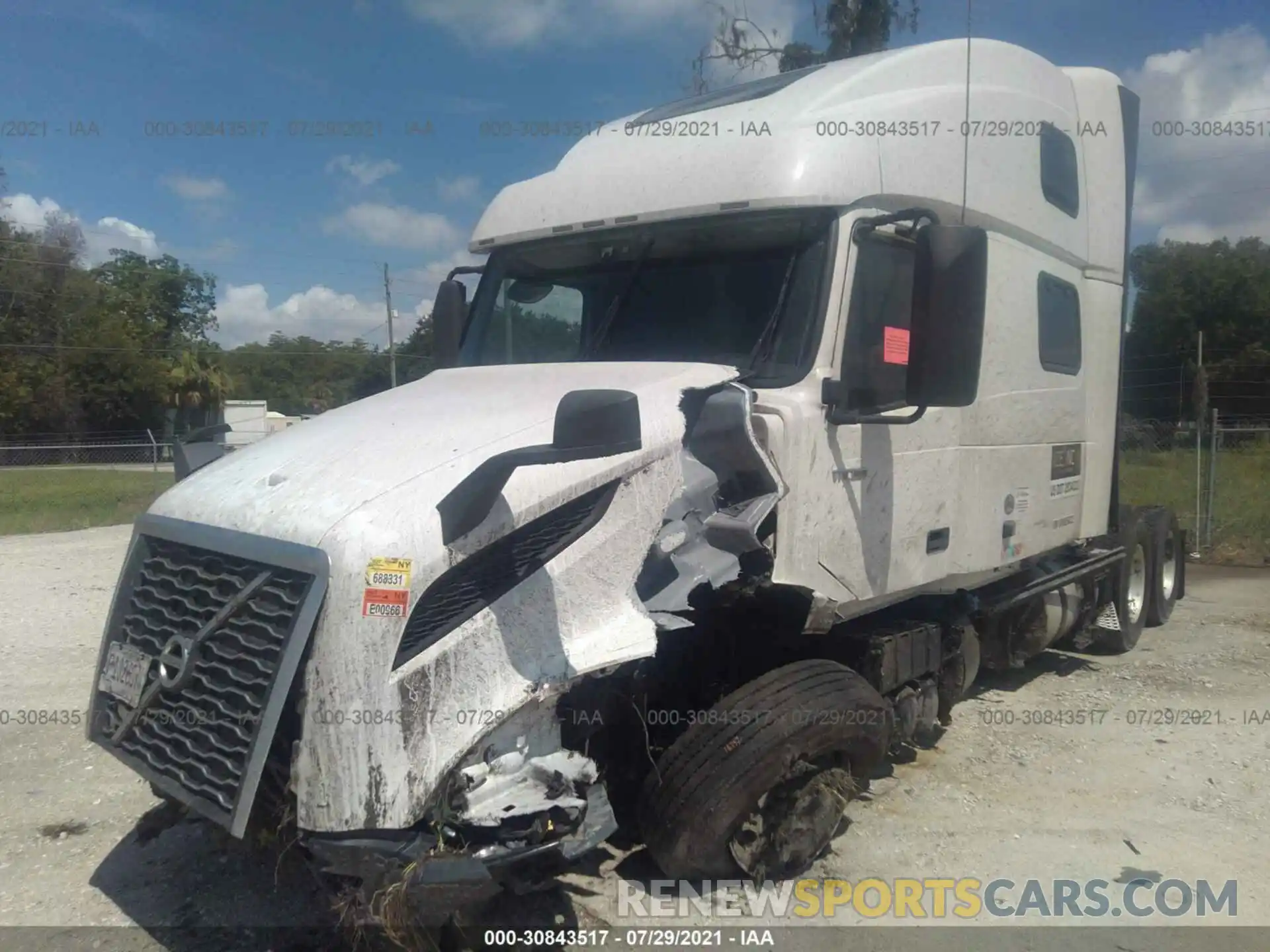 2 Photograph of a damaged car 4V4NC9EH4KN905433 VOLVO VN 2019