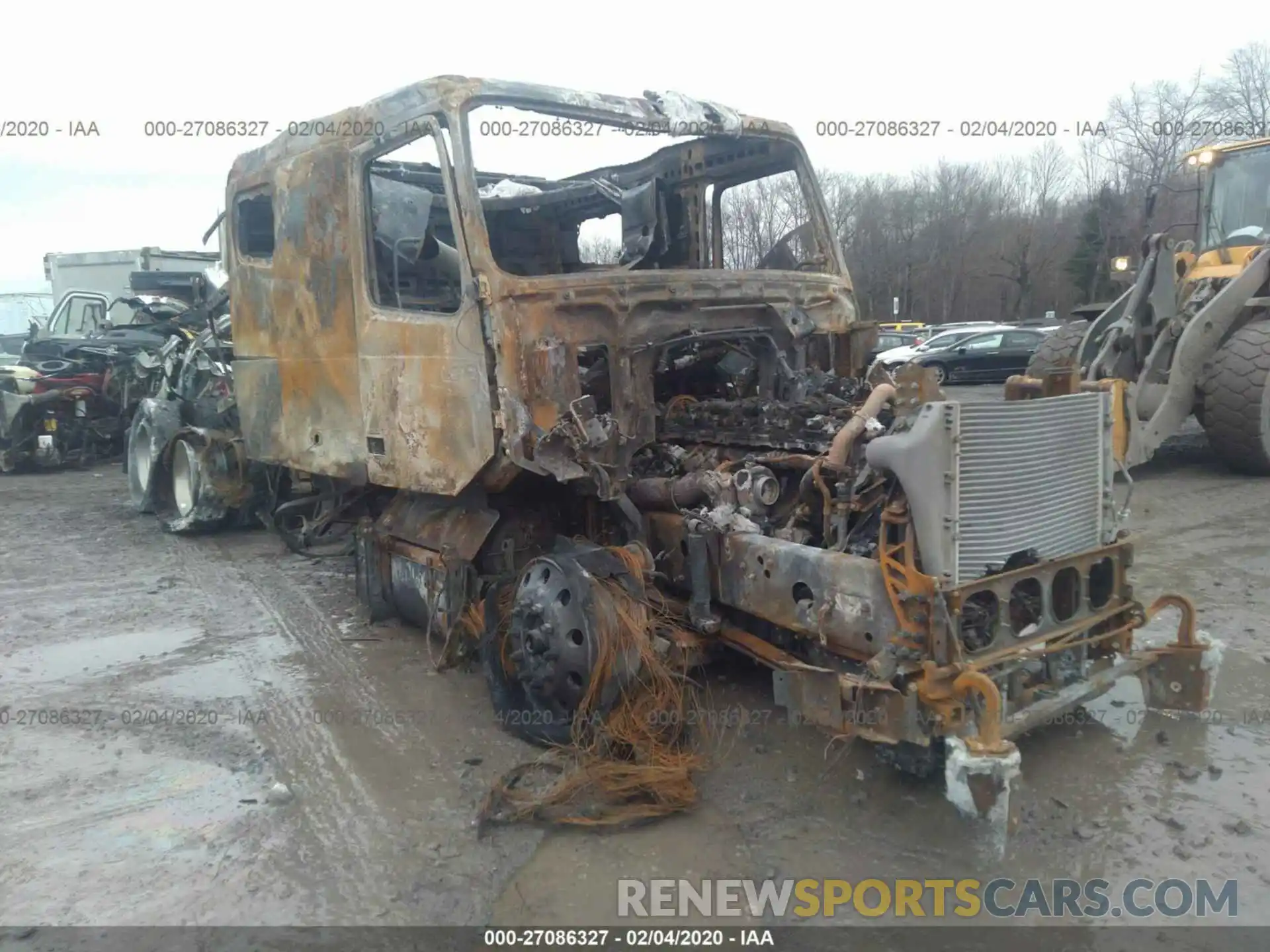 1 Photograph of a damaged car 4V4NC9EH6KN213609 VOLVO VN 2019