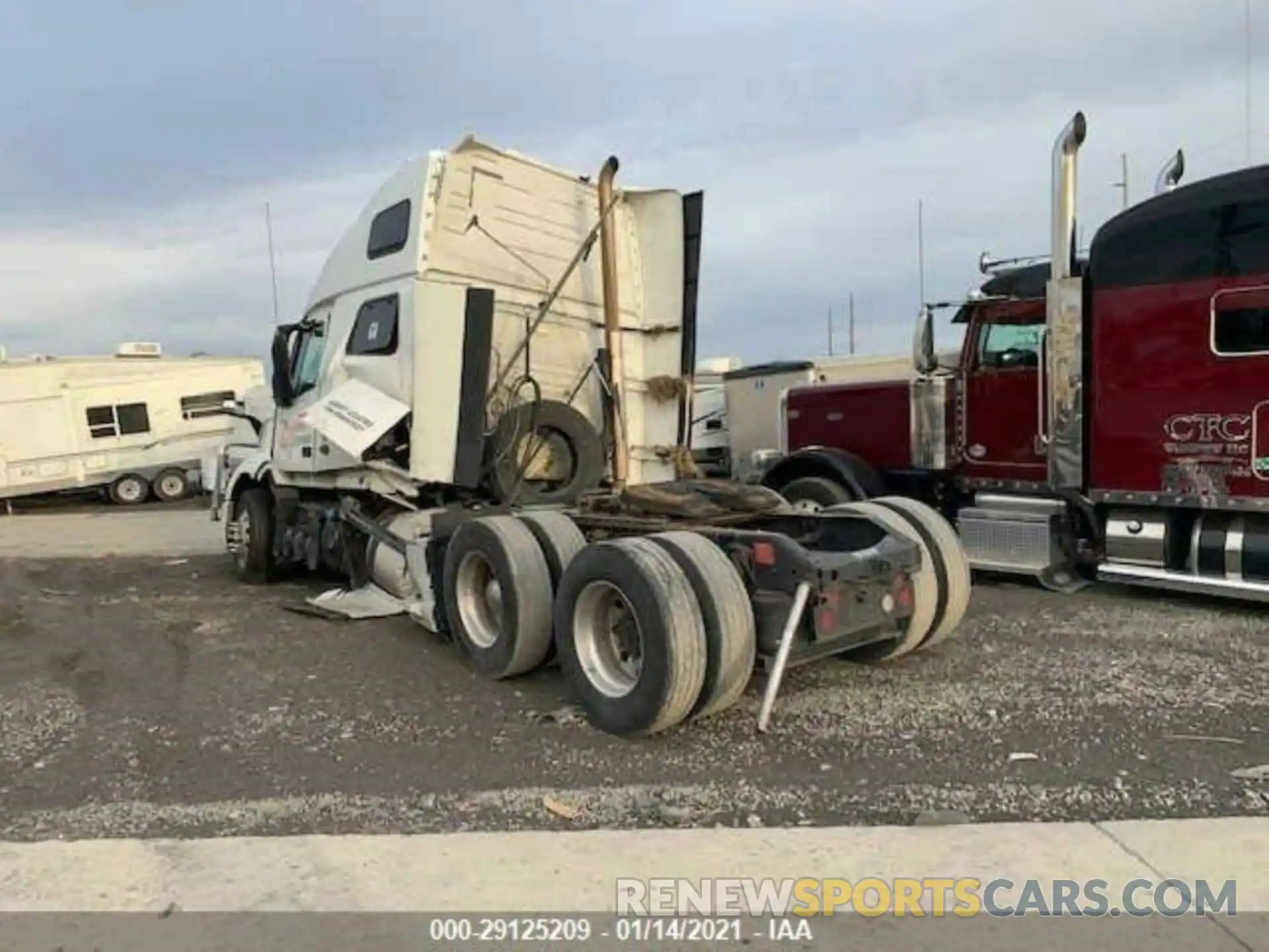 3 Photograph of a damaged car 4V4NC9EH7KN897537 VOLVO VN 2019