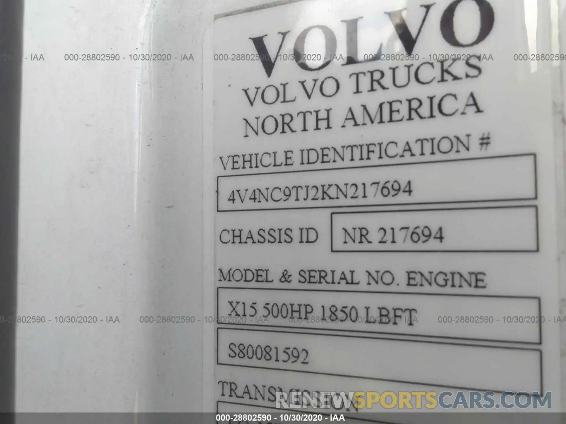 9 Photograph of a damaged car 4V4NC9TJ2KN217694 VOLVO VN 2019