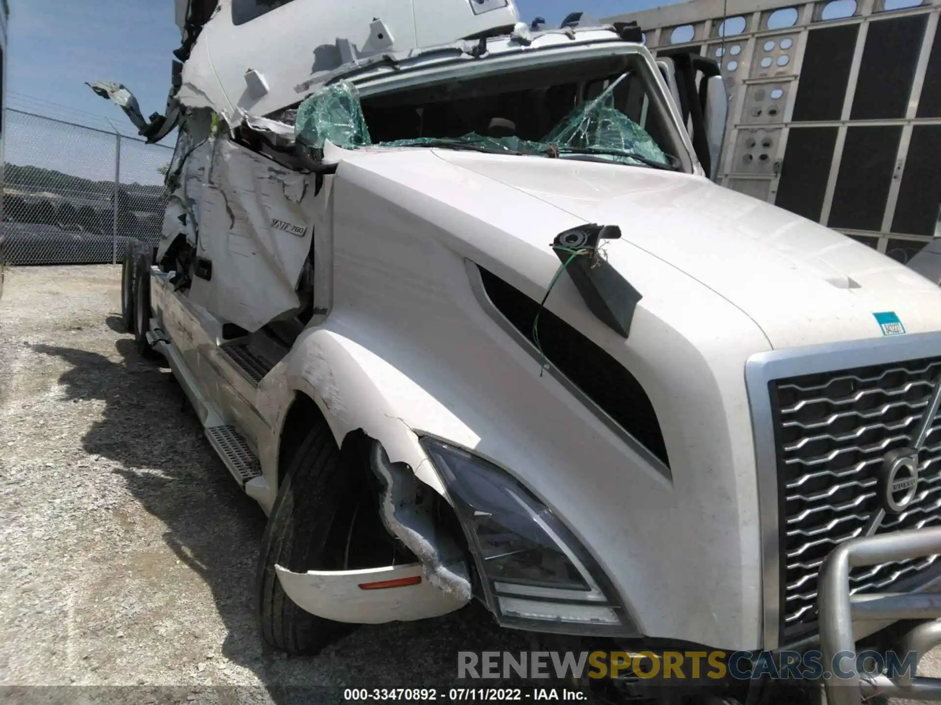 12 Photograph of a damaged car 4V4NC9EH2LN215858 VOLVO VN 2020