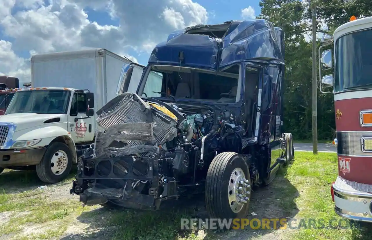 2 Photograph of a damaged car 4V4NC9EH5LN204756 VOLVO VN 2020