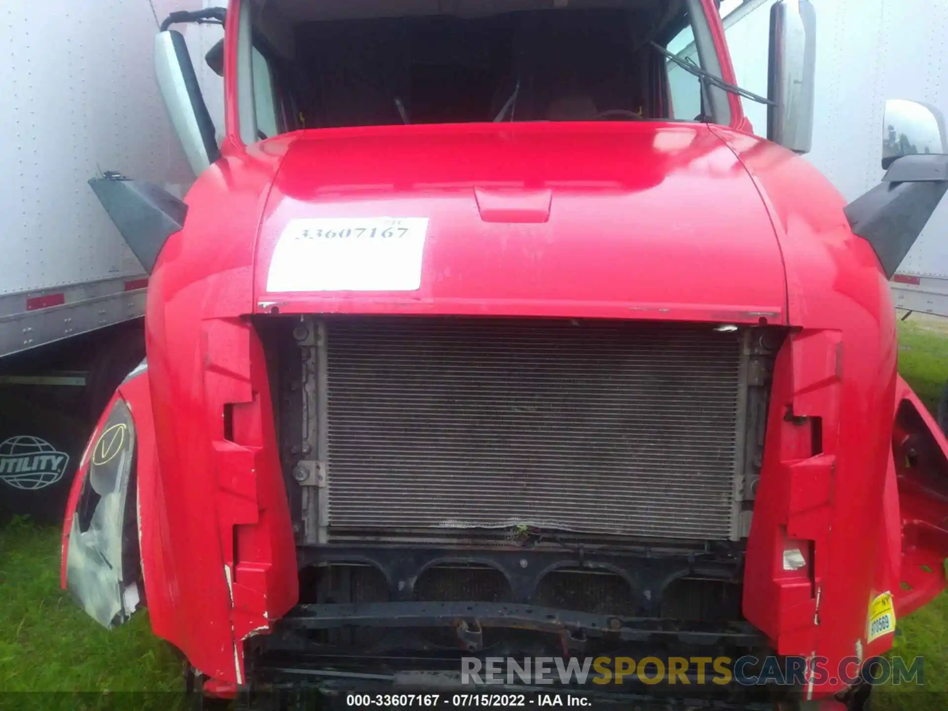 10 Photograph of a damaged car 4V4NC9EH5LN221492 VOLVO VN 2020