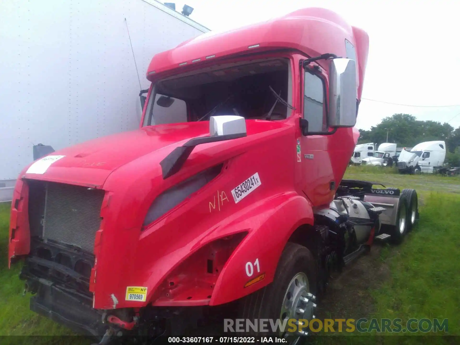 2 Photograph of a damaged car 4V4NC9EH5LN221492 VOLVO VN 2020