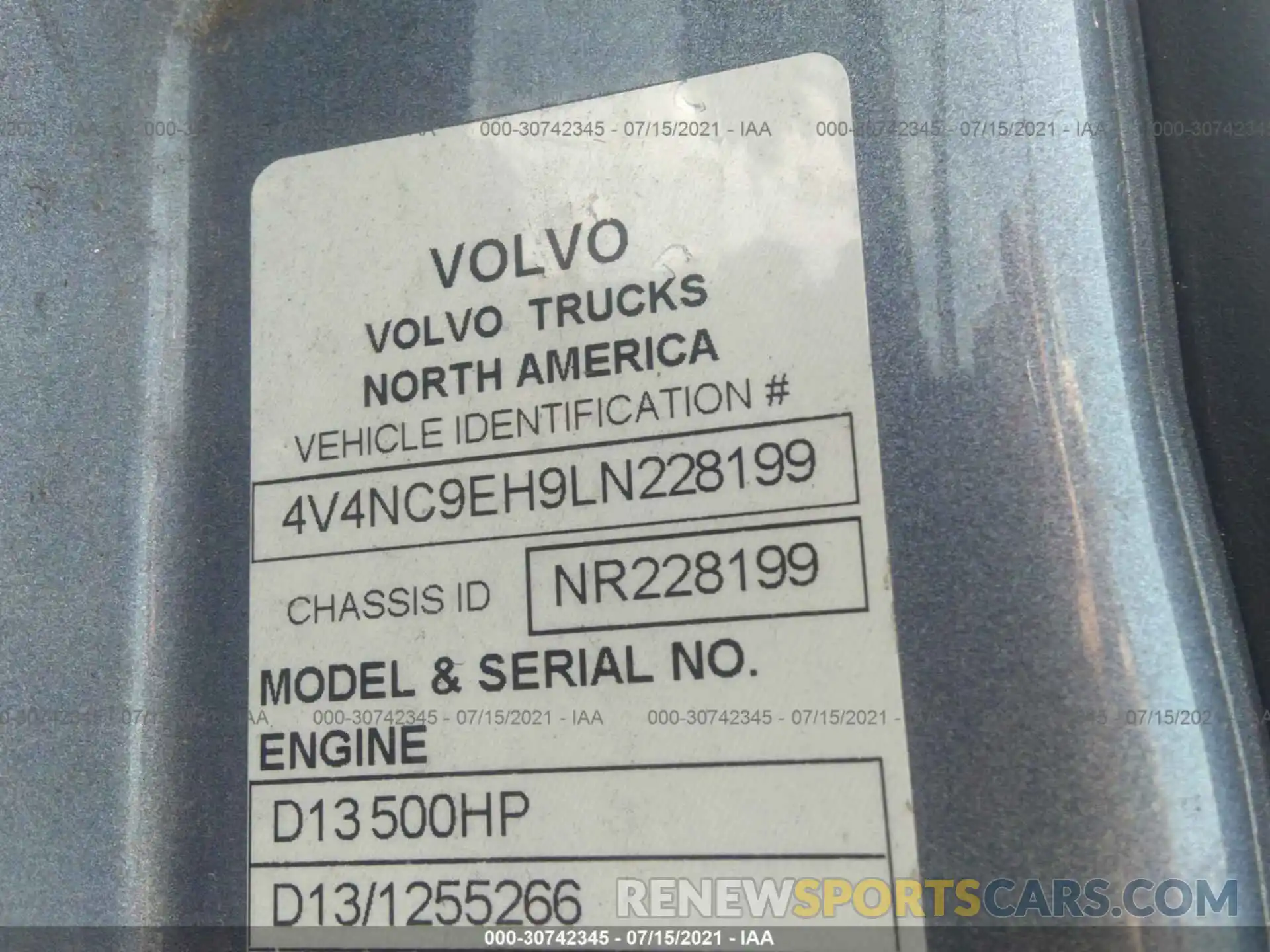 9 Фотография поврежденного автомобиля 4V4NC9EH9LN228199 VOLVO VN 2020