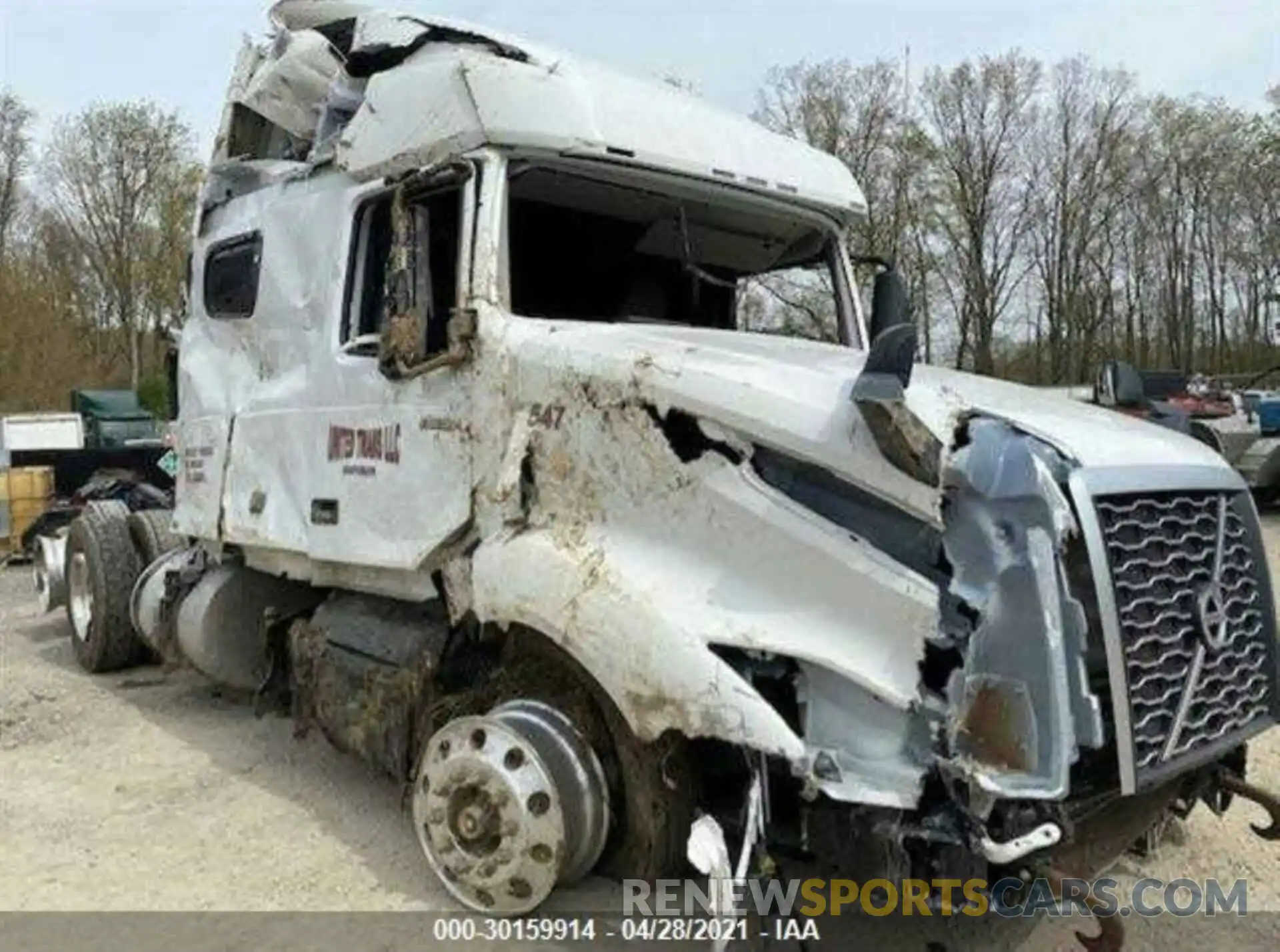 1 Photograph of a damaged car 4V4NC9EHXLN873699 VOLVO VN 2020