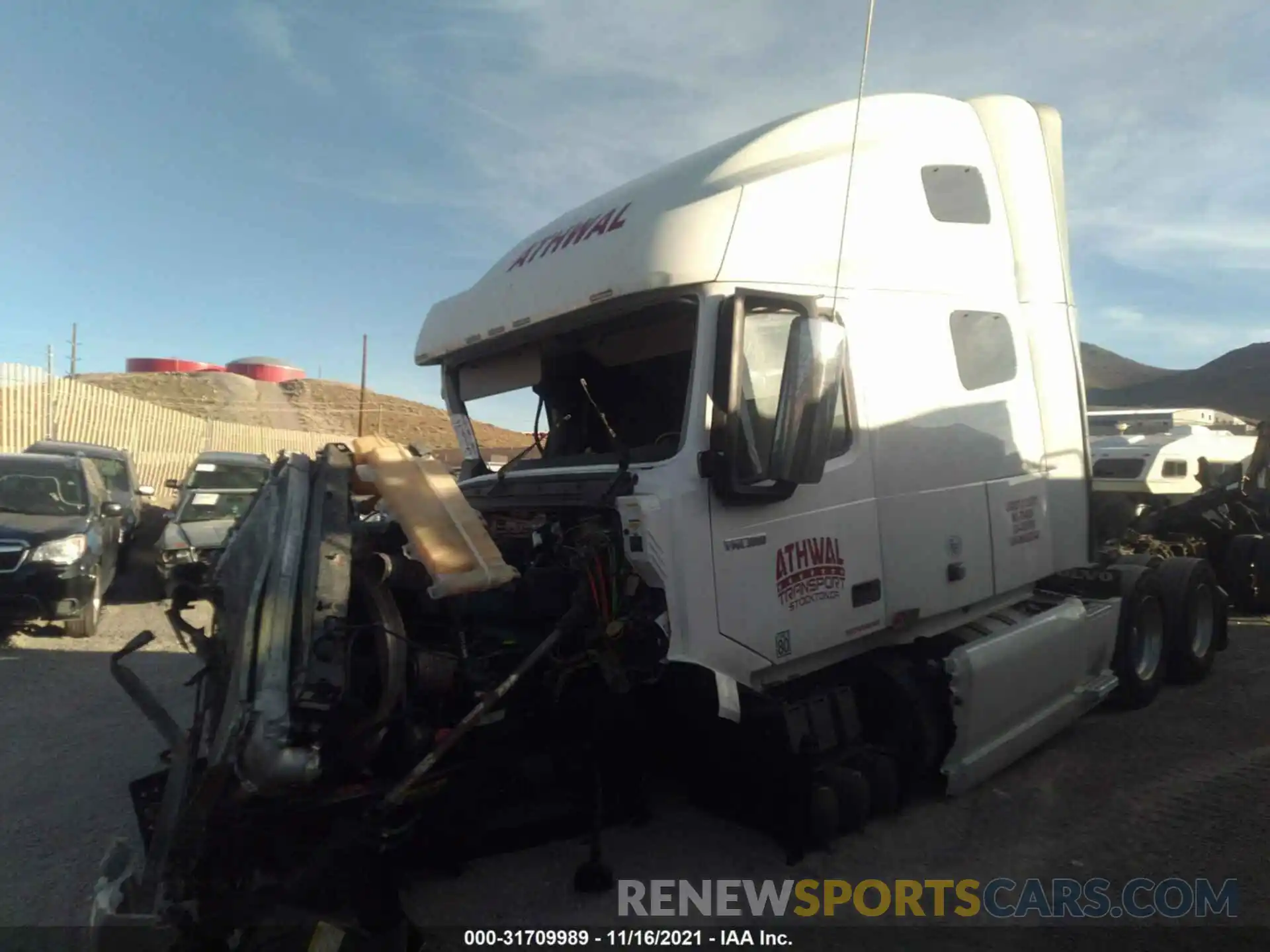 2 Photograph of a damaged car 4V4NC9EH3MN282048 VOLVO VN 2021