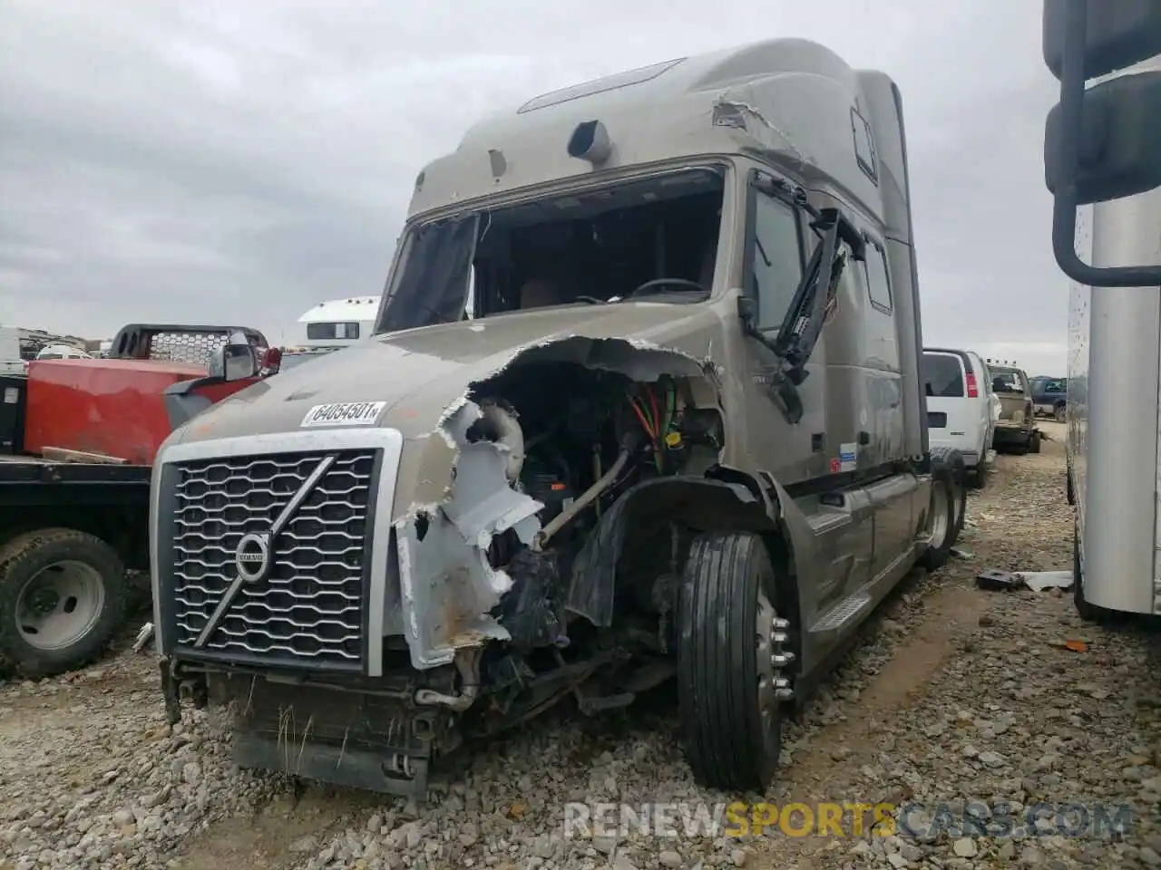 2 Photograph of a damaged car 4V4NC9EH4MN282527 VOLVO VN 2021