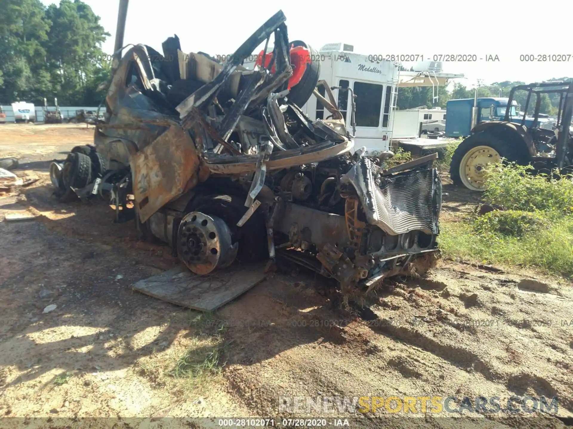 1 Photograph of a damaged car 4V4NC9EHXMN235941 VOLVO VN 2021