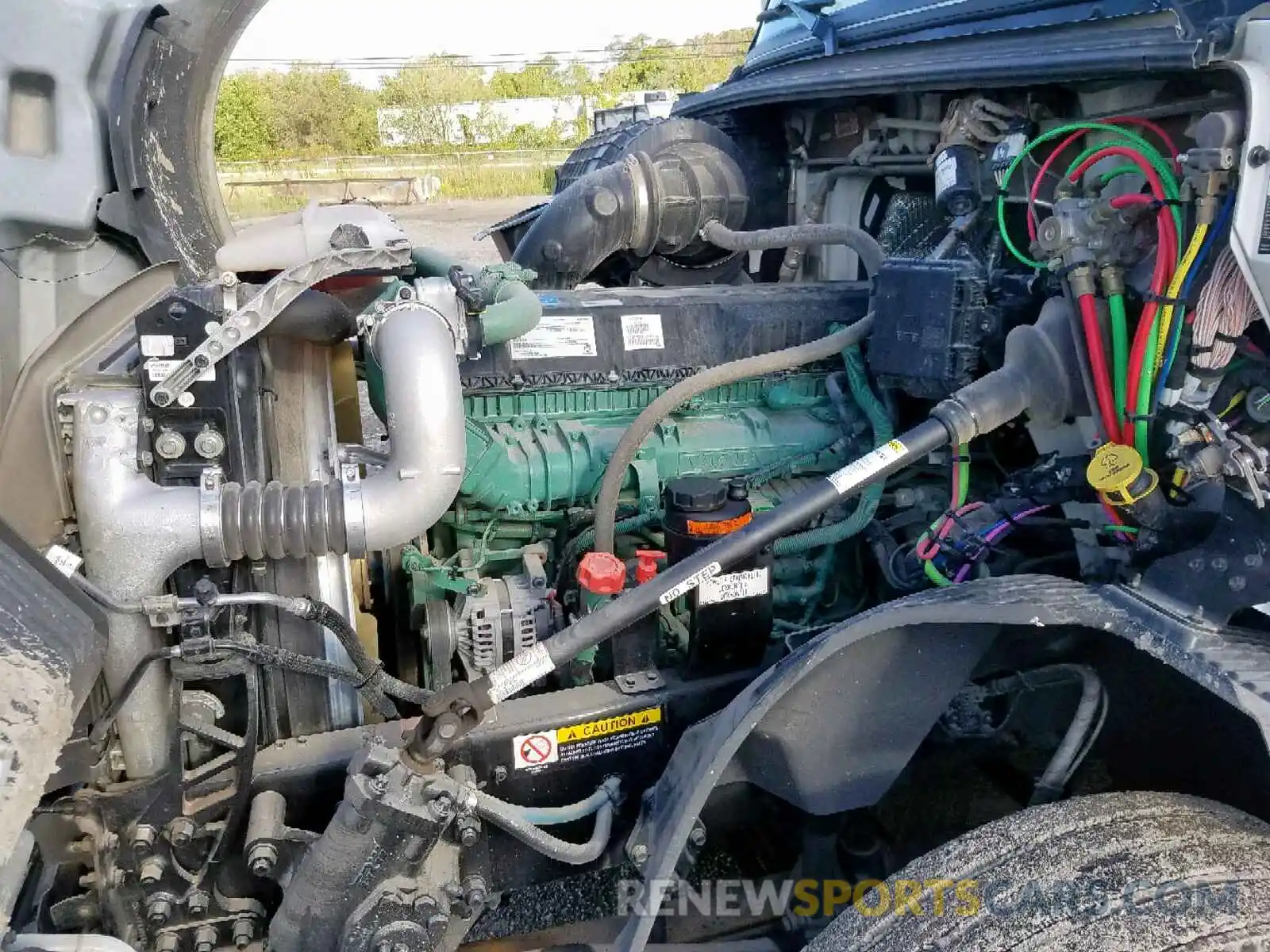 7 Photograph of a damaged car 4V4NC9EH6KN197363 VOLVO VN VNL 2019