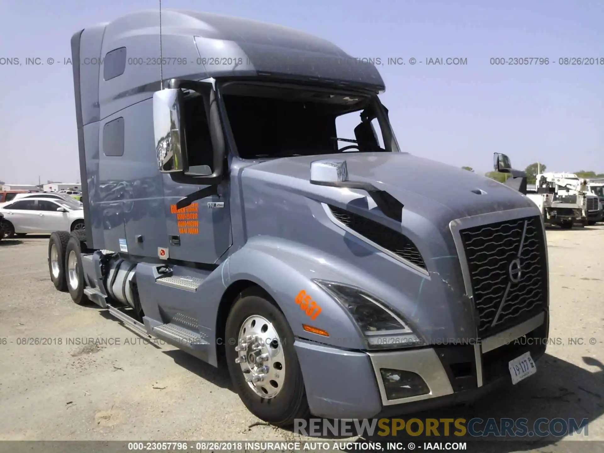 1 Photograph of a damaged car 4V4NC9EH0KN193518 Volvo Vnl 2019