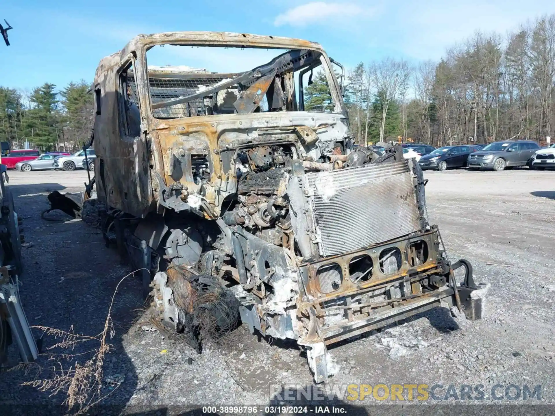 1 Photograph of a damaged car 4V4NC9EH5LN240236 VOLVO VNL 2020