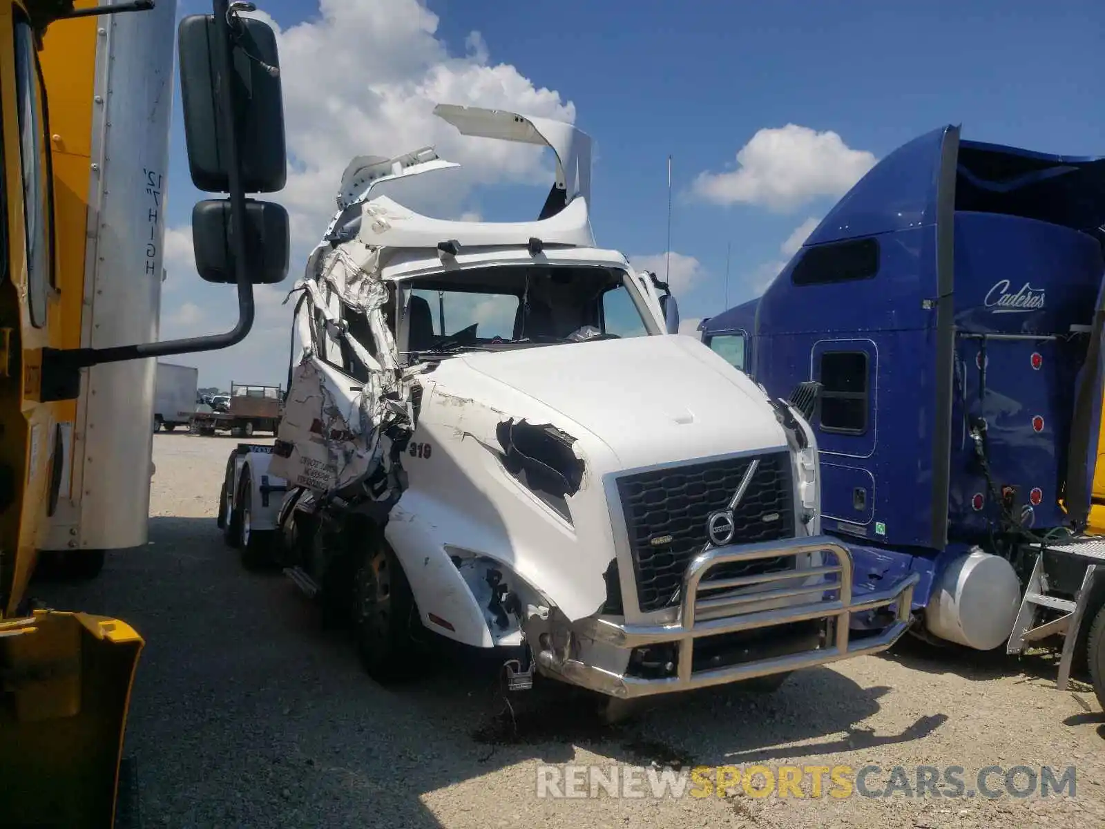 1 Photograph of a damaged car 4V4WC9EH3KN225124 VOLVO VNR 2019