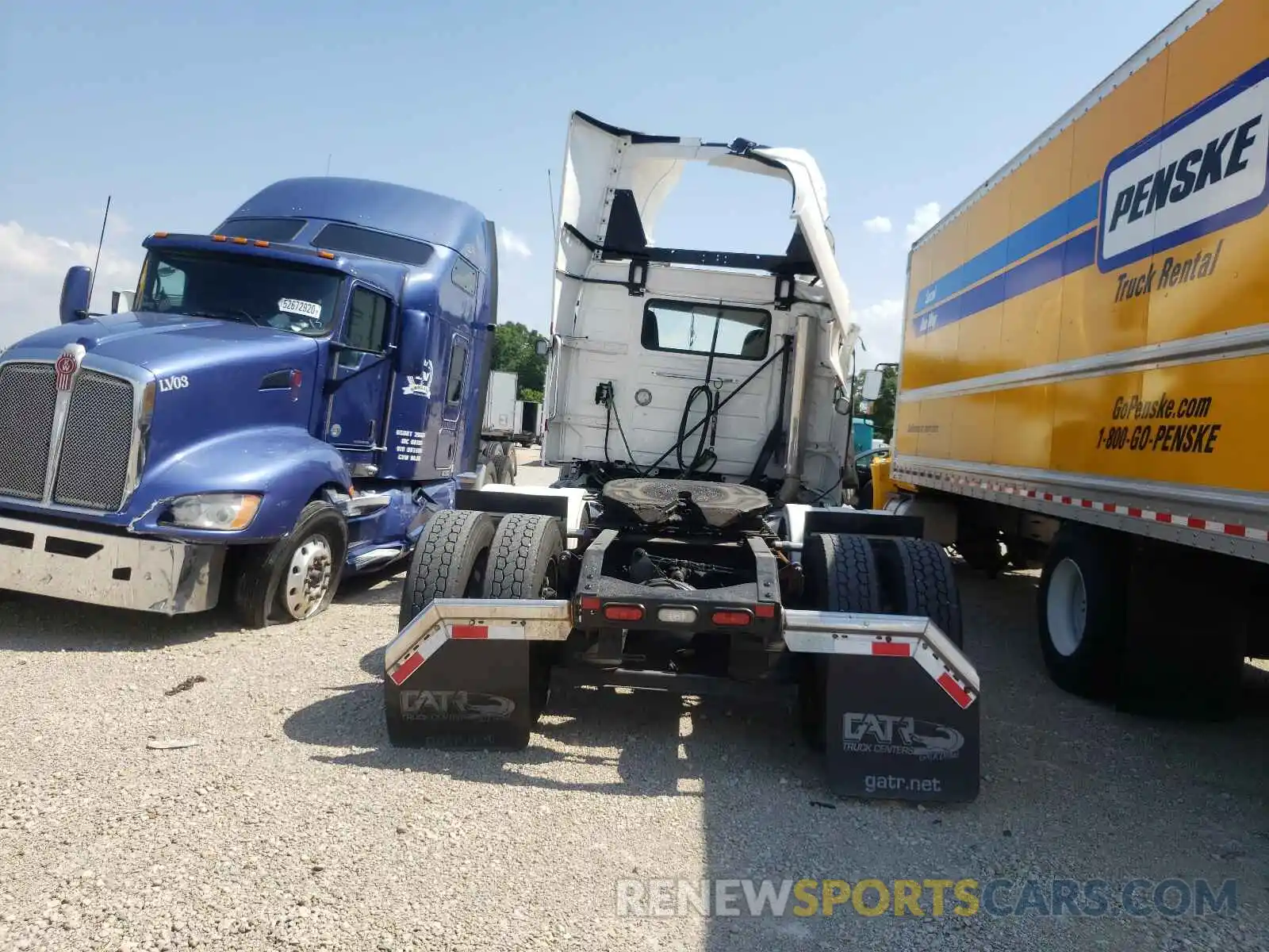 6 Photograph of a damaged car 4V4WC9EH3KN225124 VOLVO VNR 2019