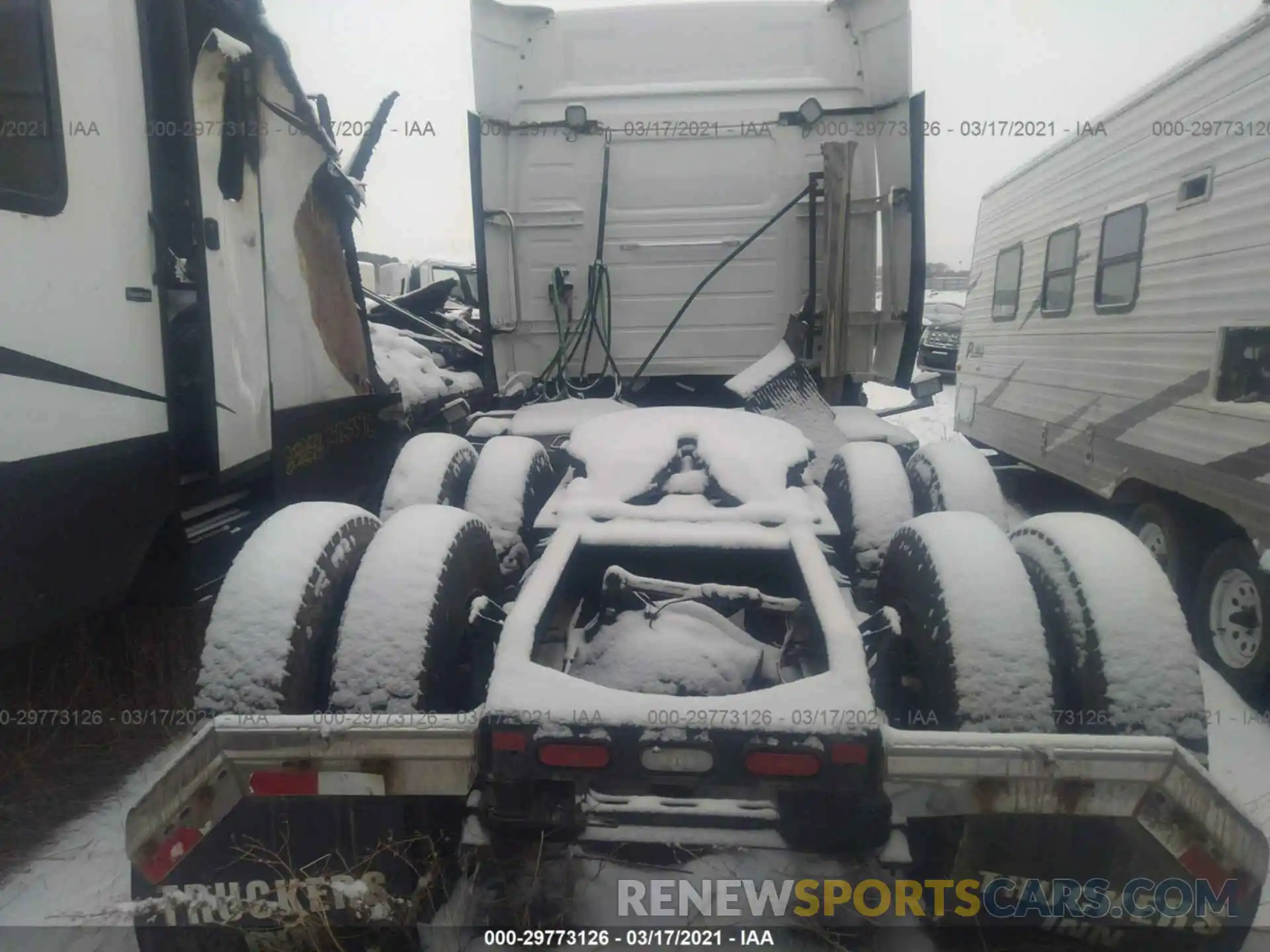 8 Photograph of a damaged car 4V4WC9EH9MN270278 VOLVO VNR 2021