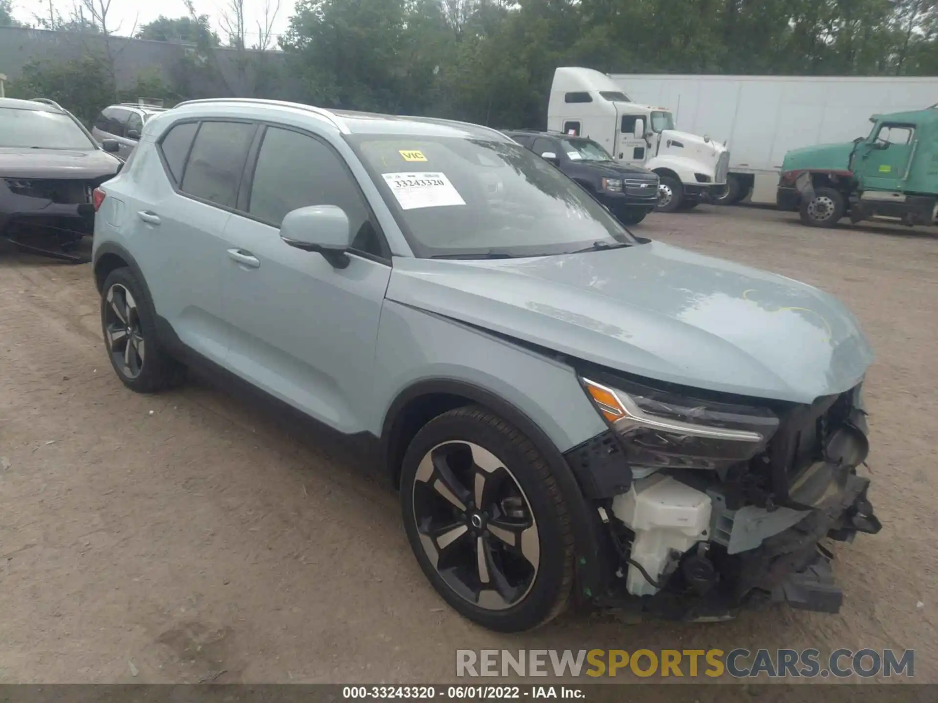 1 Photograph of a damaged car YV4162UK0K2048628 VOLVO XC40 2019