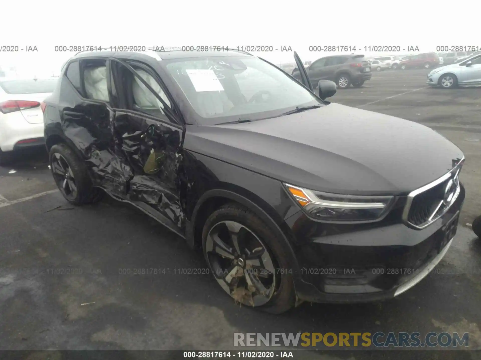 1 Photograph of a damaged car YV4162UK1K2055443 VOLVO XC40 2019