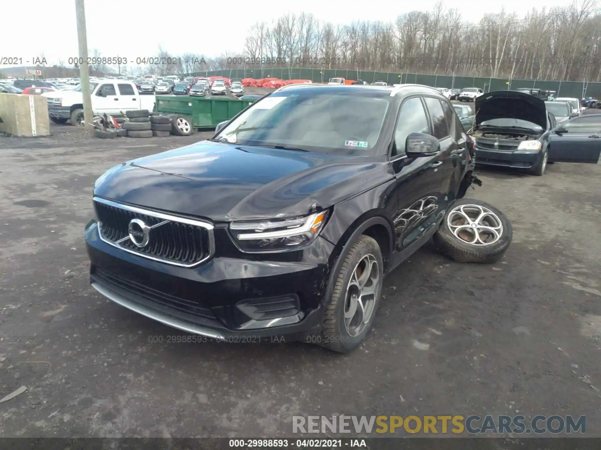 2 Photograph of a damaged car YV4162UK1K2123238 VOLVO XC40 2019