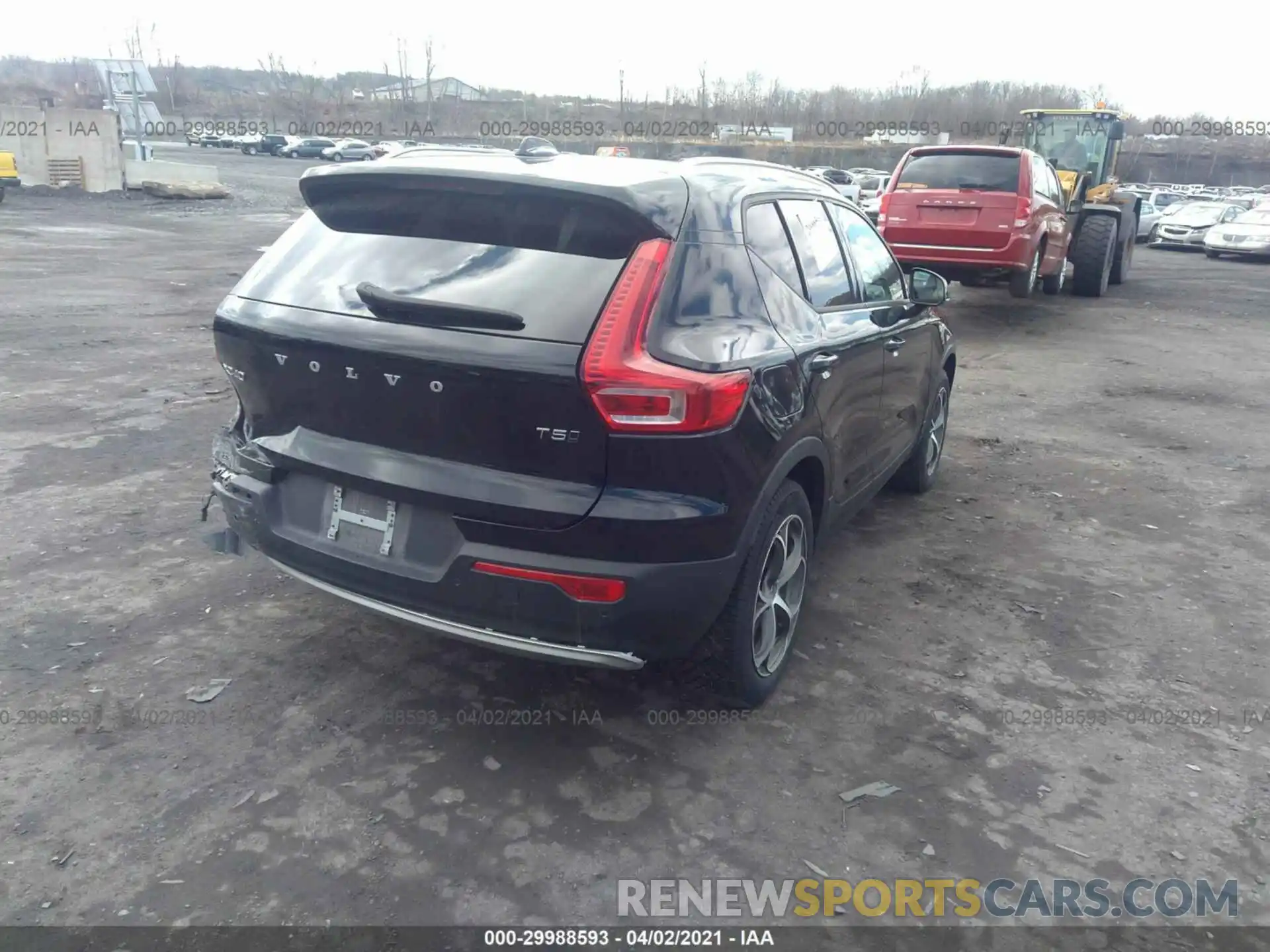 4 Photograph of a damaged car YV4162UK1K2123238 VOLVO XC40 2019