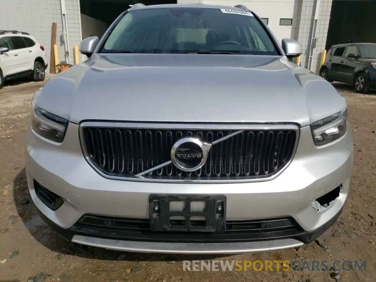 5 Photograph of a damaged car YV4162UK1K2133364 VOLVO XC40 2019