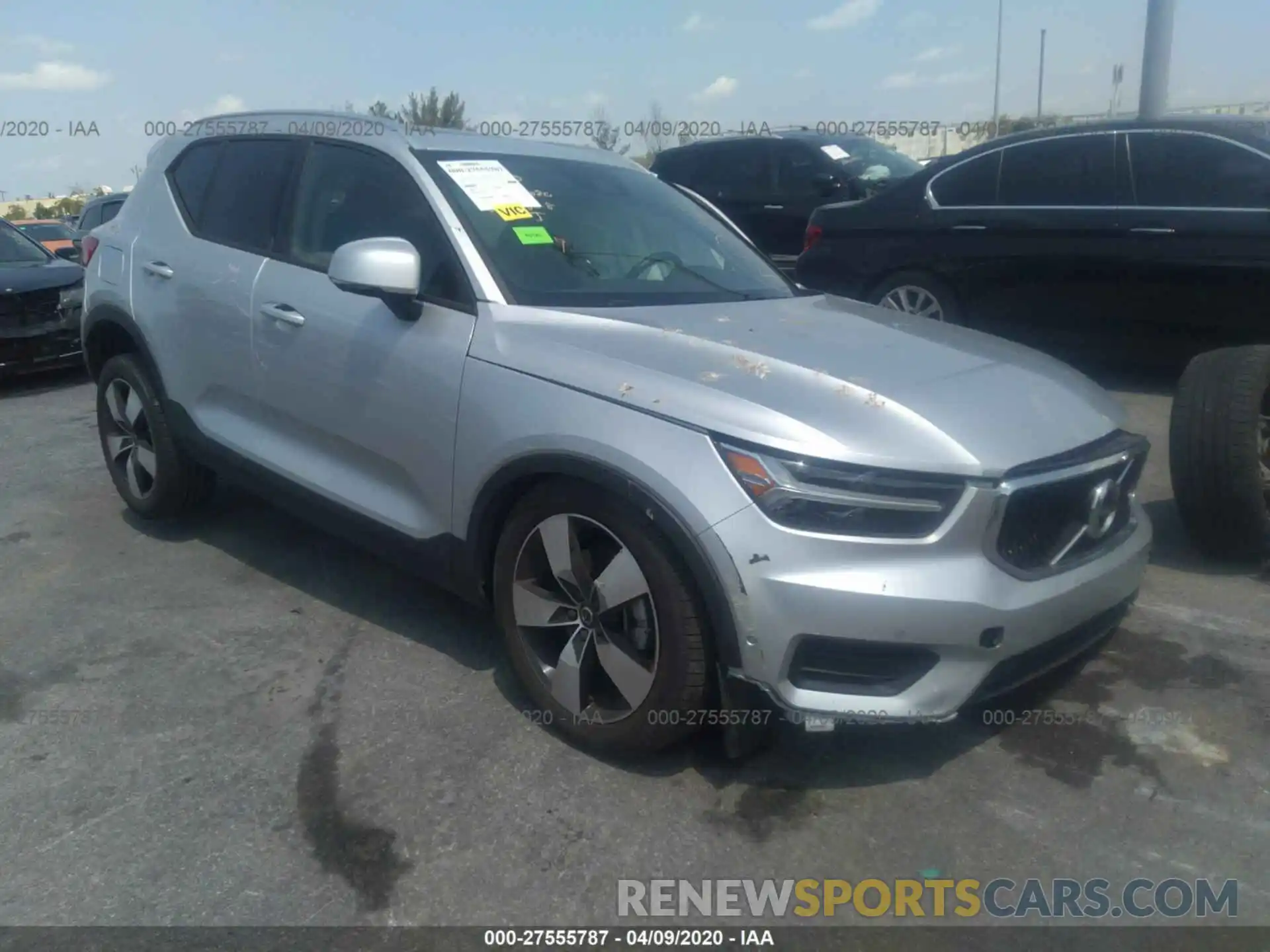 1 Photograph of a damaged car YV4162UK2K2060747 VOLVO XC40 2019