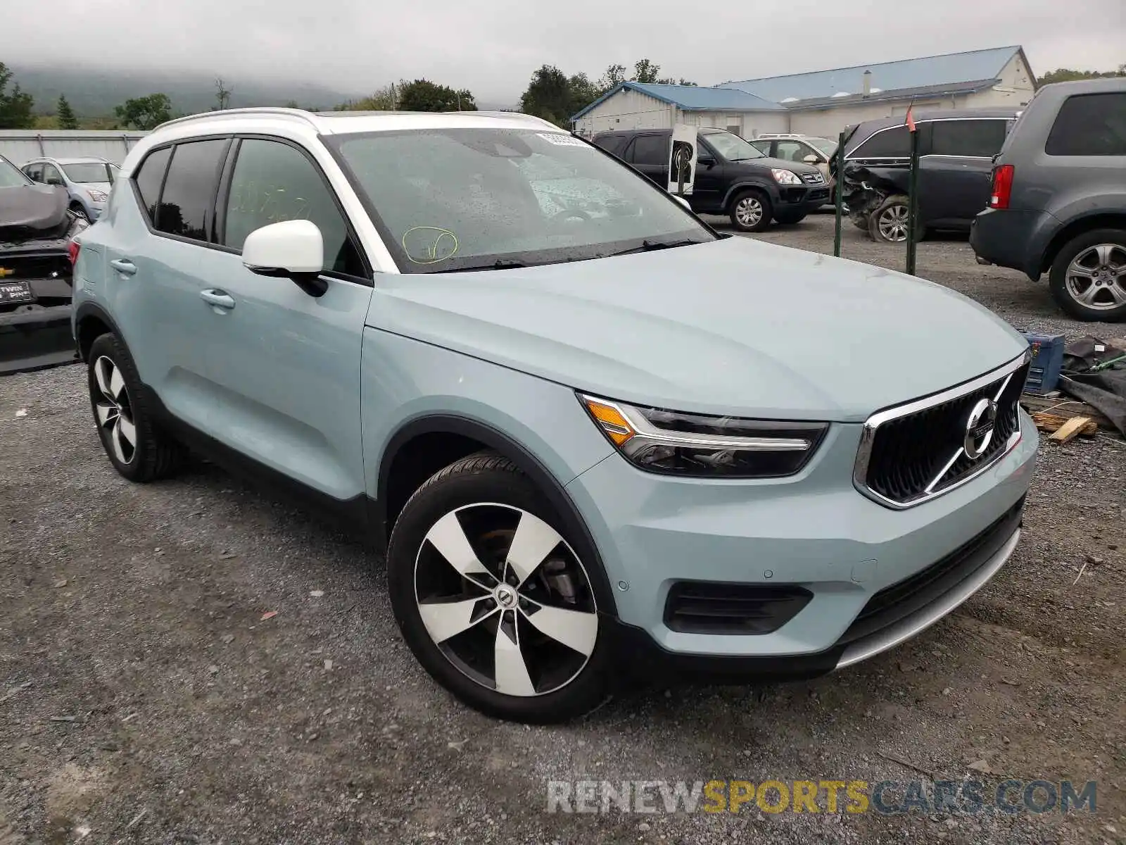 1 Photograph of a damaged car YV4162UK2K2110420 VOLVO XC40 2019