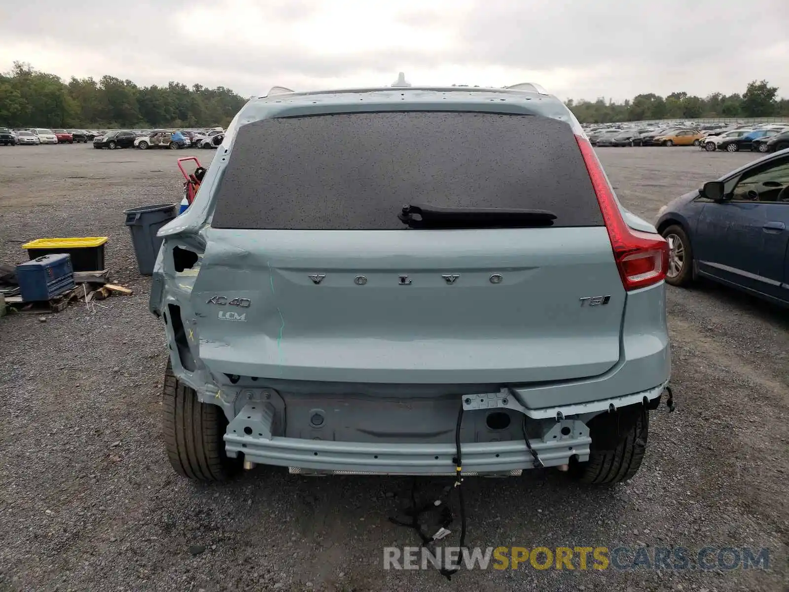 9 Photograph of a damaged car YV4162UK2K2110420 VOLVO XC40 2019