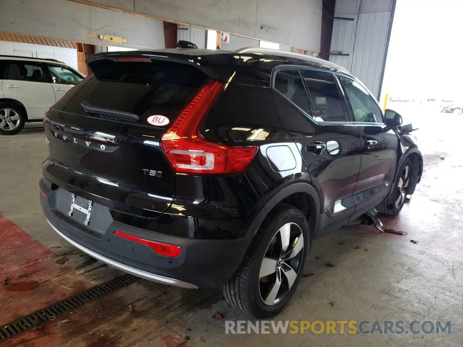 4 Photograph of a damaged car YV4162UK2K2117934 VOLVO XC40 2019